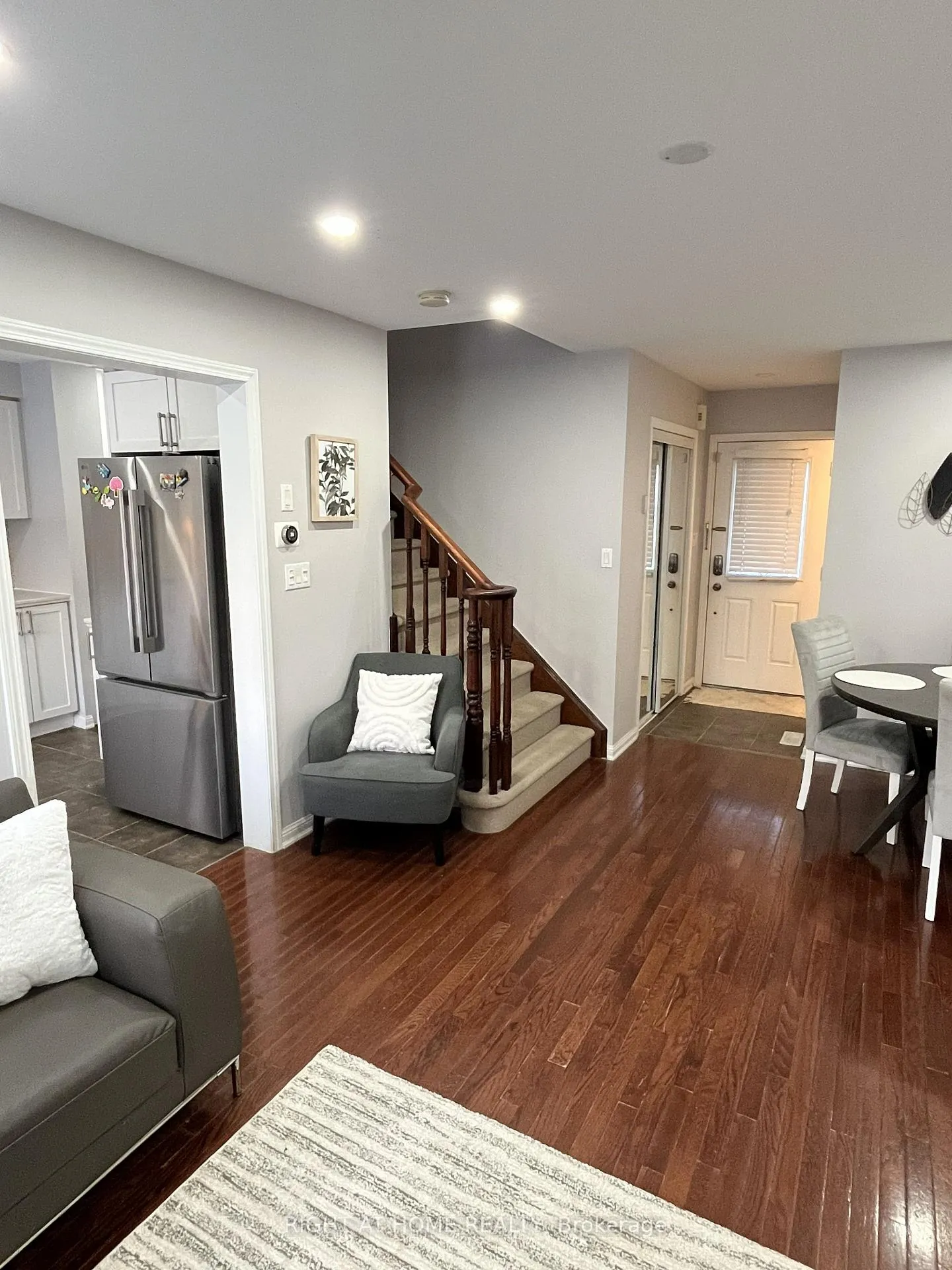 Photo 10 of 2439 Springforest Drive, Oakville, Bronte Creek — HOMEH