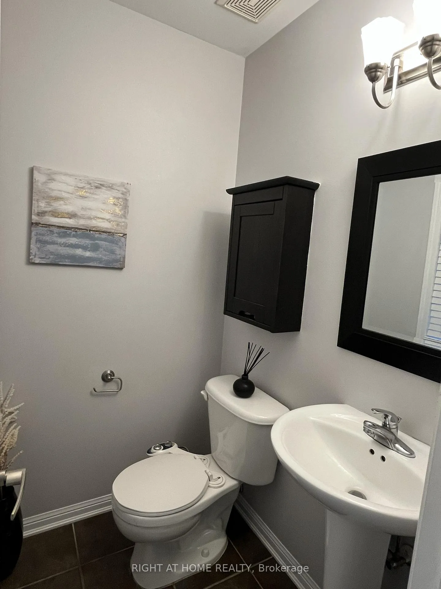 Photo 30 of 2439 Springforest Drive, Oakville, Bronte Creek — HOMEH