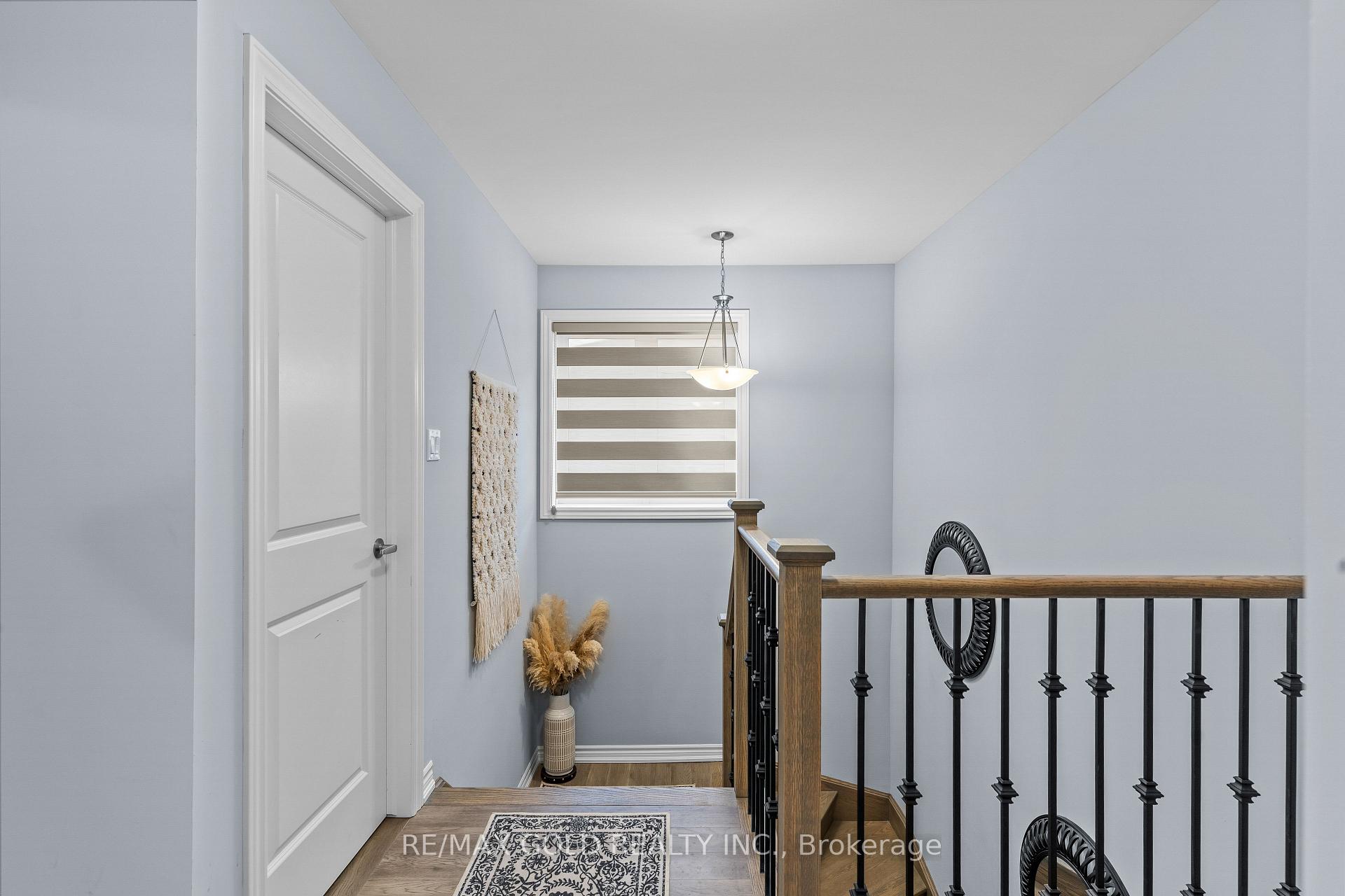 Photo 12 of 7865 Seabiscuit Drive, Niagara Falls, Ascot — HOMEH