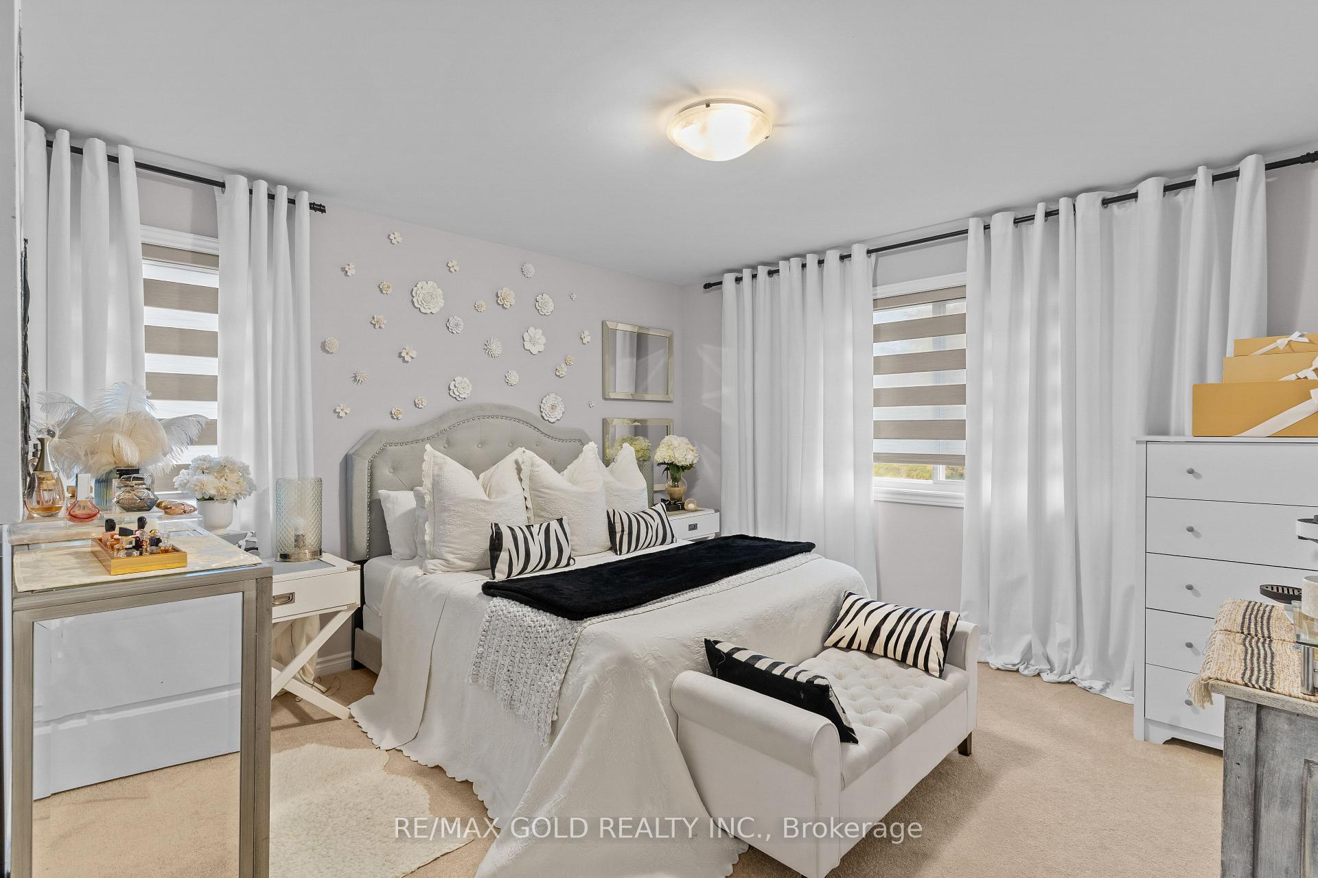 Photo 19 of 7865 Seabiscuit Drive, Niagara Falls, Ascot — HOMEH
