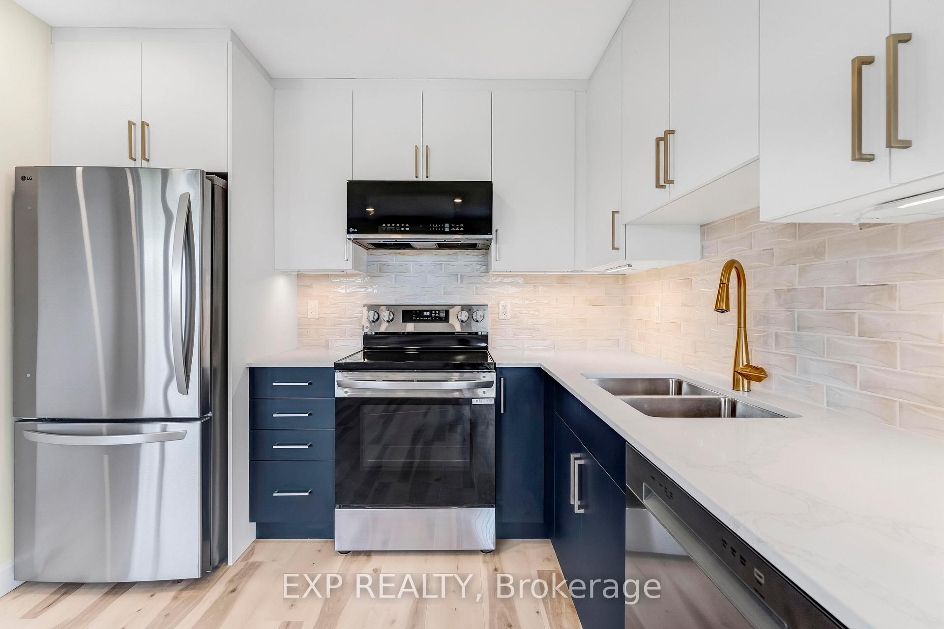 Photo 13 of Unit B, 692 Crystal Street, Ottawa, Carson Meadows — HOMEH