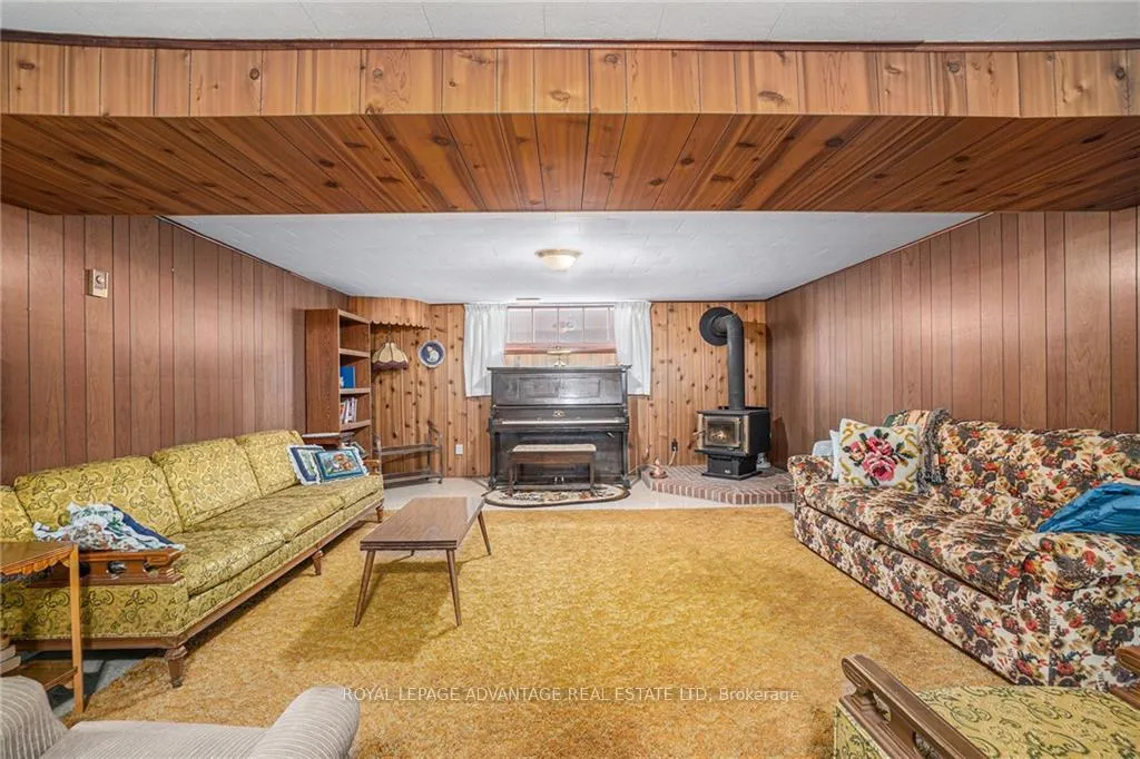 Photo 11 of 24 Mclean Boulevard, Perth — HOMEH