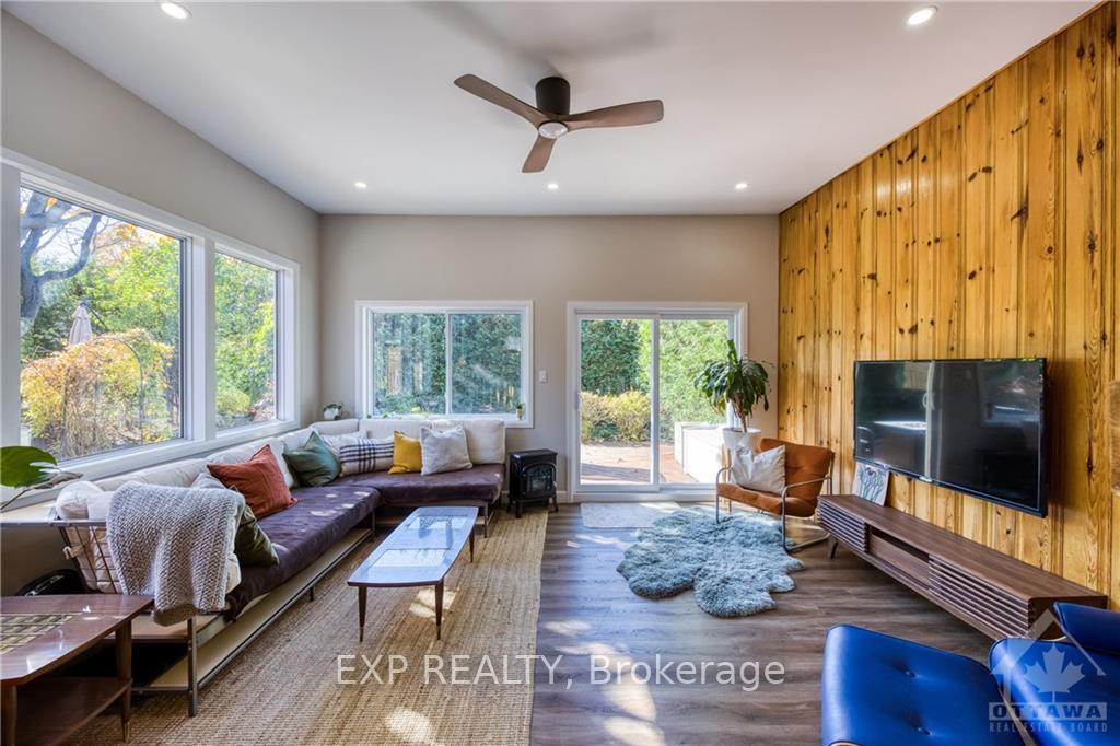 Photo 4 of 1136 Soderlind Street, Ottawa, Parkway Park — HOMEH
