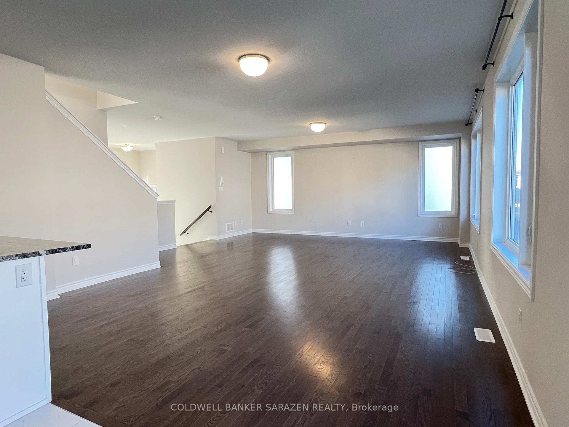 Photo 10 of 1013 Carden Lane, Ottawa, Chapel Hill South - Orleans Village — HOMEH