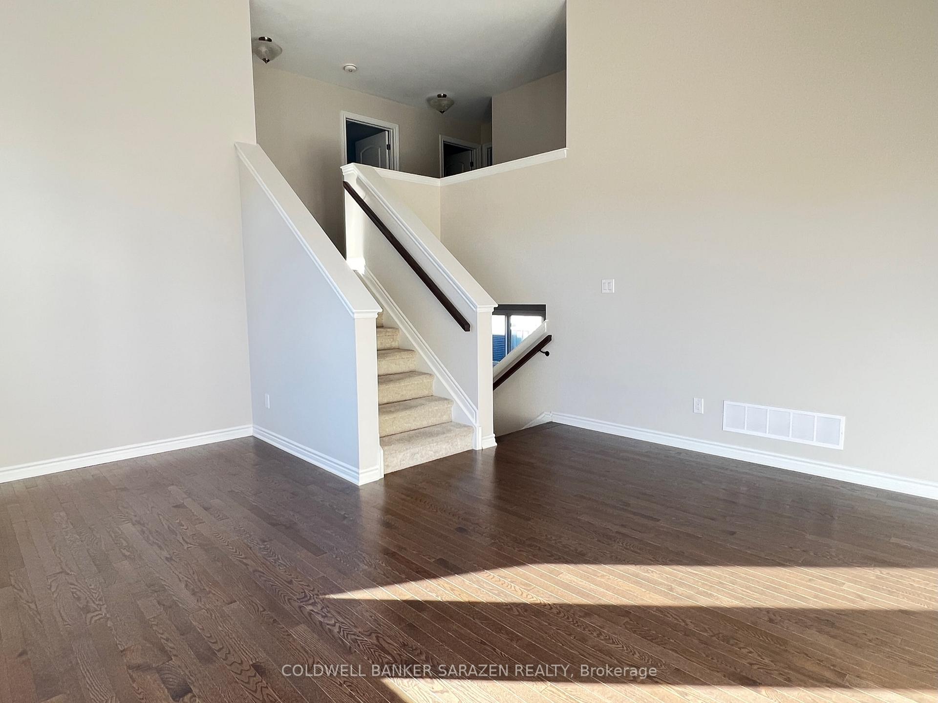 Photo 17 of 1013 Carden Lane, Ottawa, Chapel Hill South - Orleans Village — HOMEH