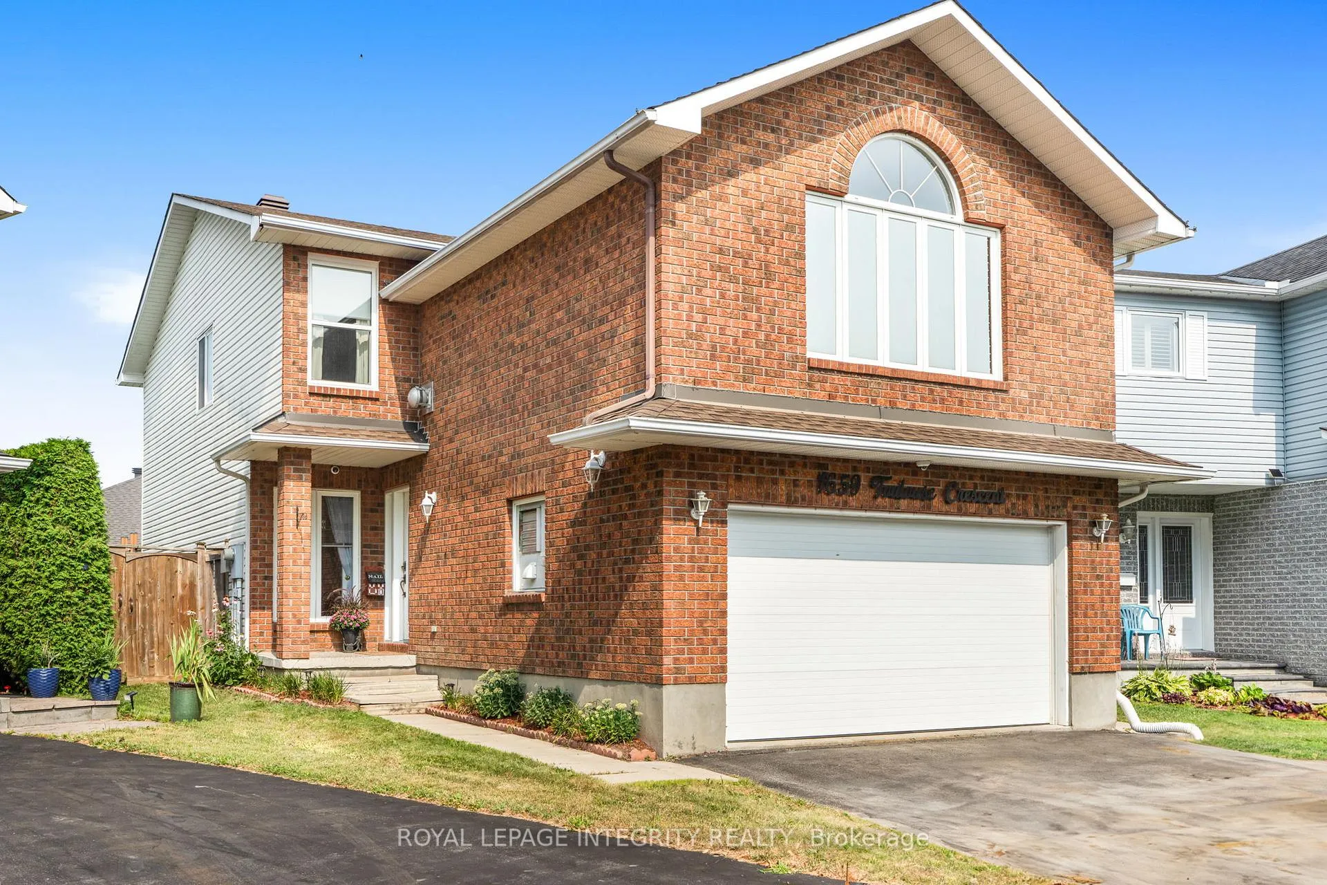 Photo 3 of 1659 Toulouse Crescent, Ottawa, Orleans/Sunridge — HOMEH