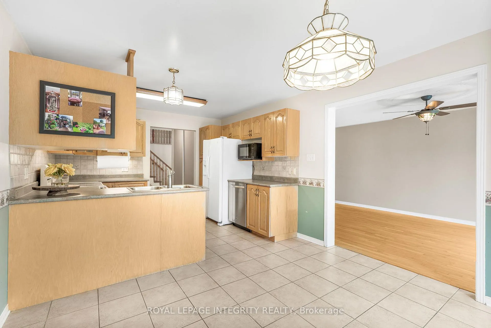 Photo 33 of 1659 Toulouse Crescent, Ottawa, Orleans/Sunridge — HOMEH