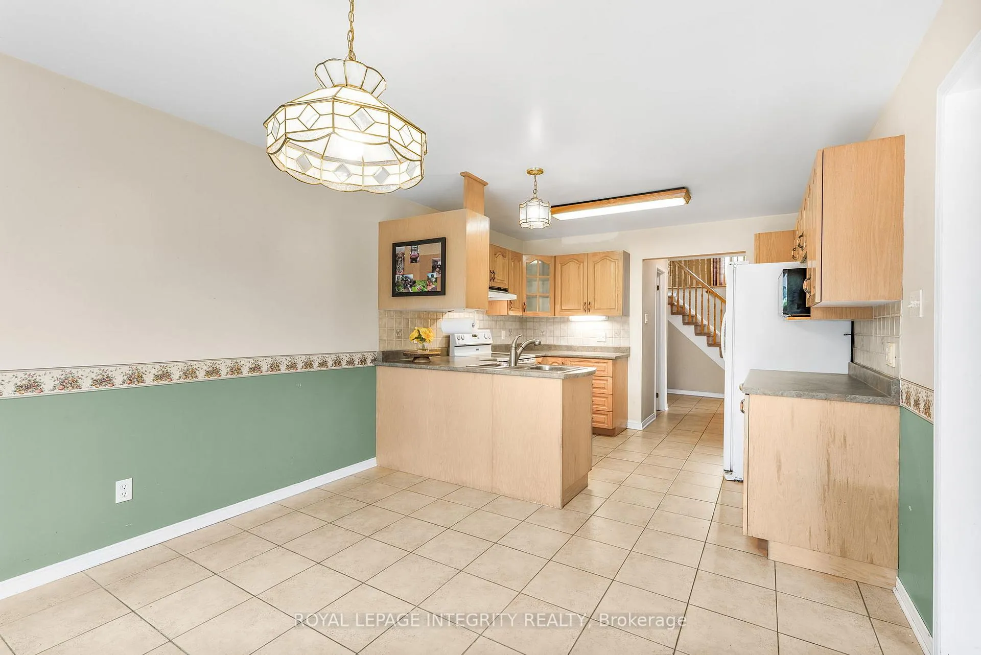 Photo 37 of 1659 Toulouse Crescent, Ottawa, Orleans/Sunridge — HOMEH