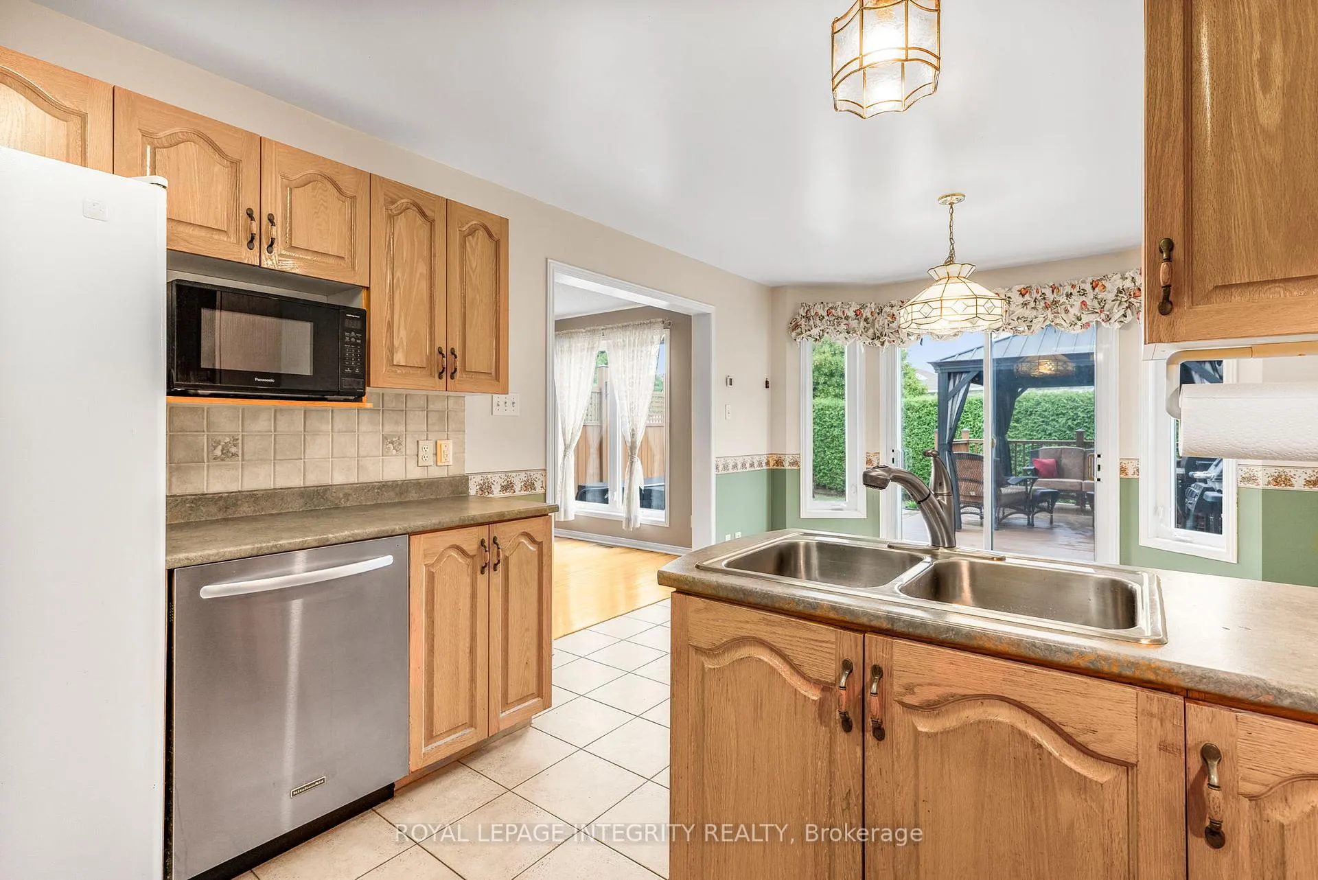 Photo 50 of 1659 Toulouse Crescent, Ottawa, Orleans/Sunridge — HOMEH