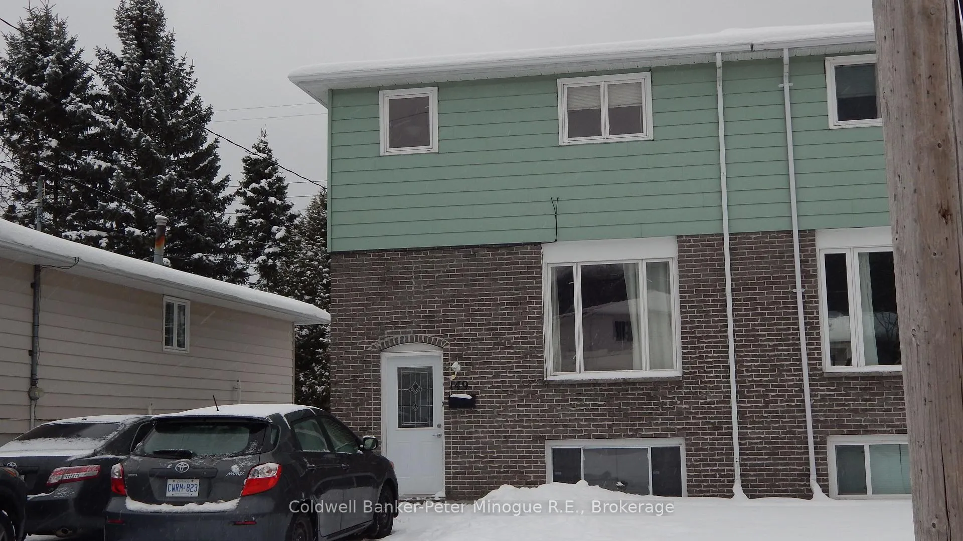 Front of 149 Sherryl Crescent