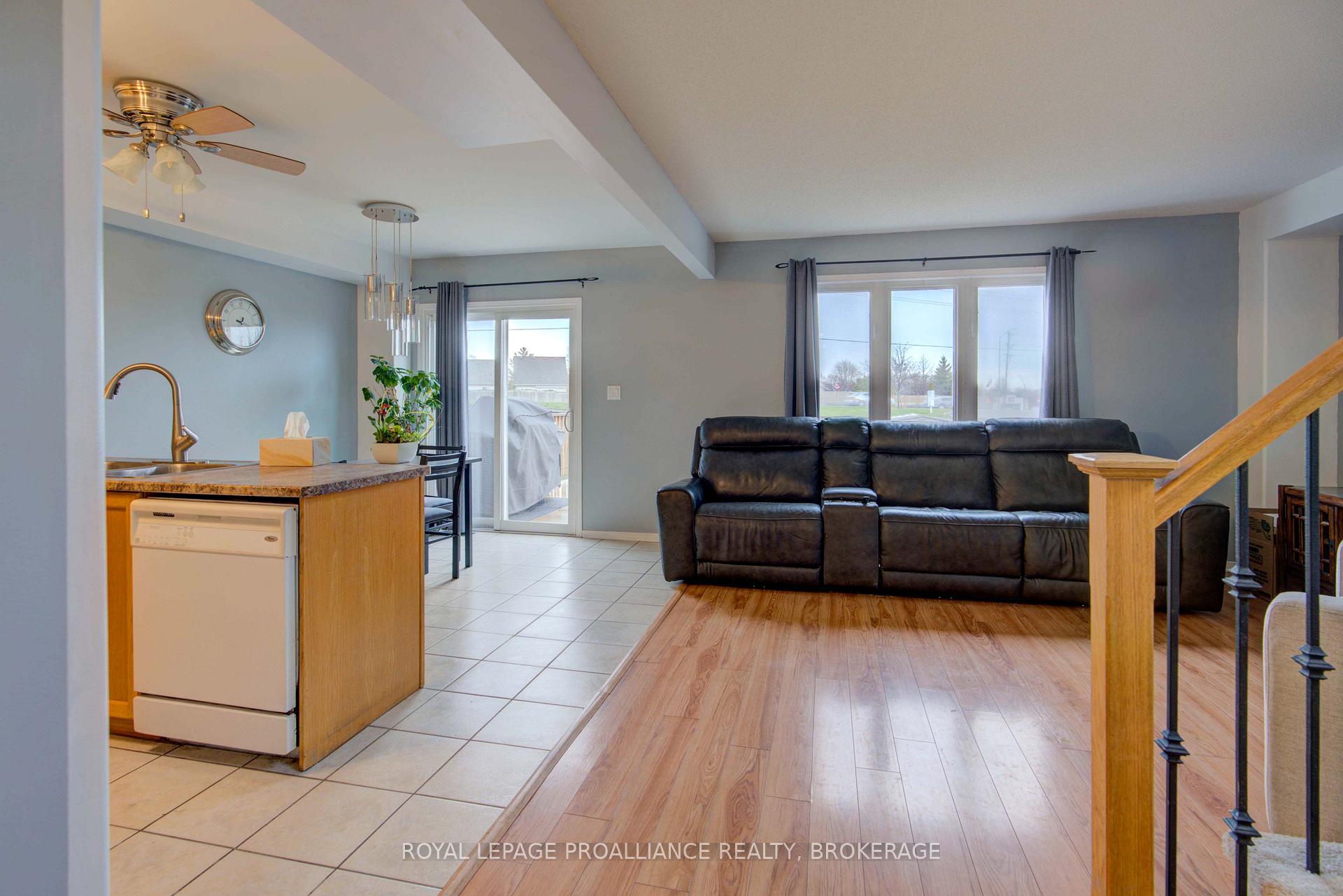 Photo 9 of 2177 Swanfield Street, Kingston, East Gardiners Rd — HOMEH