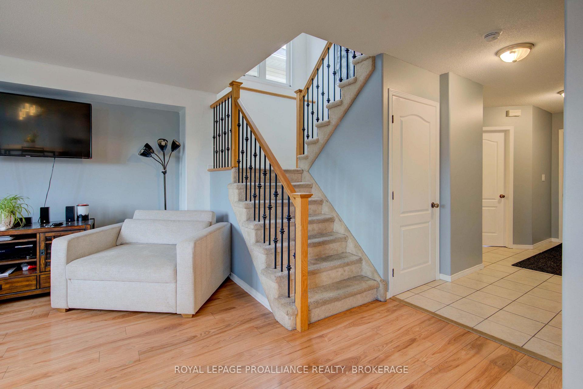 Photo 15 of 2177 Swanfield Street, Kingston, East Gardiners Rd — HOMEH