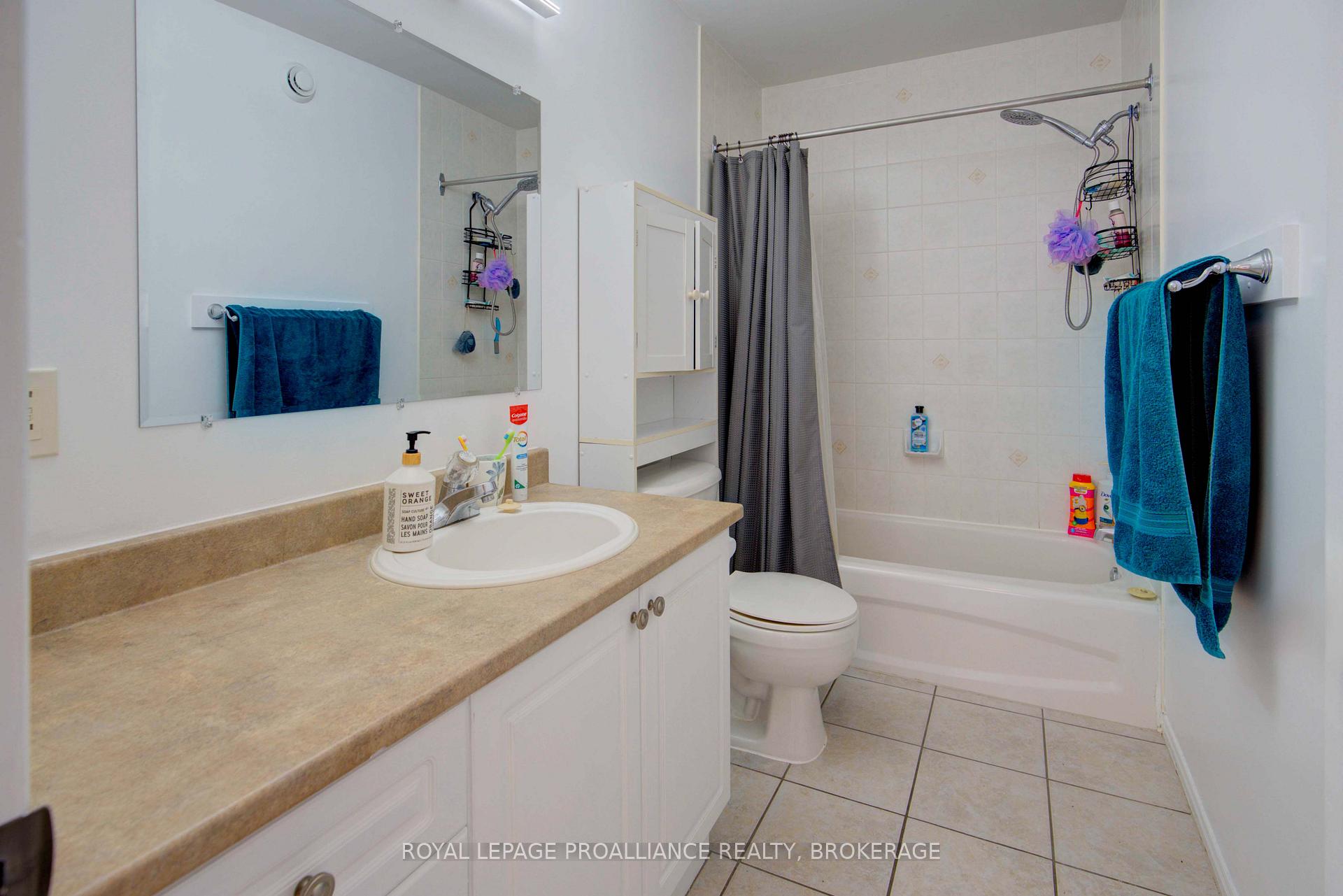 Photo 23 of 2177 Swanfield Street, Kingston, East Gardiners Rd — HOMEH