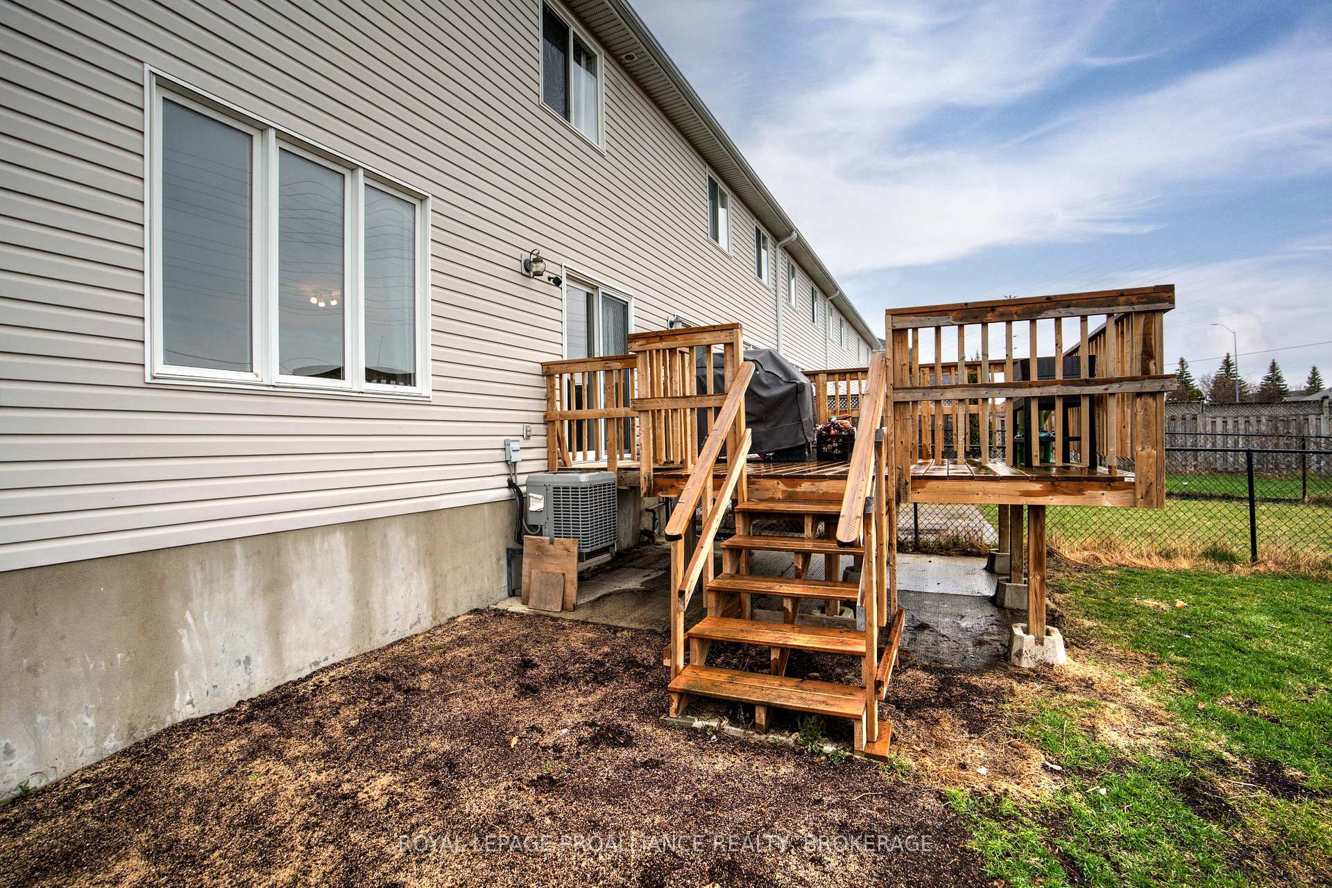 Photo 41 of 2177 Swanfield Street, Kingston, East Gardiners Rd — HOMEH