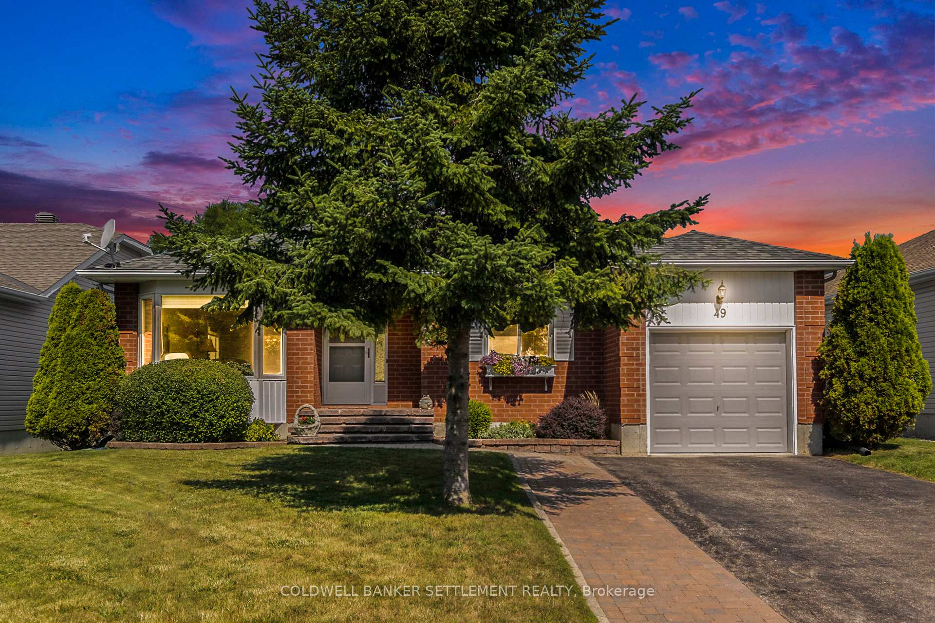Photo 1 of 49 Harris Street N, Perth — HOMEH