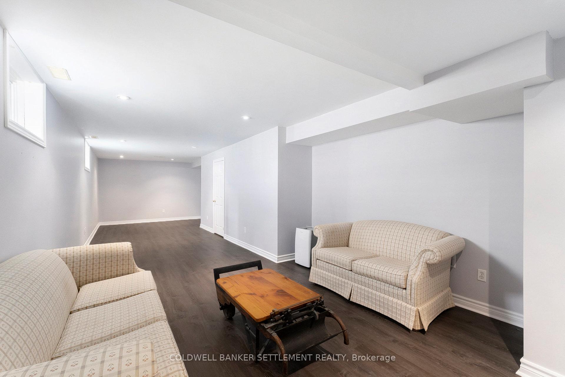 Photo 24 of 49 Harris Street N, Perth — HOMEH