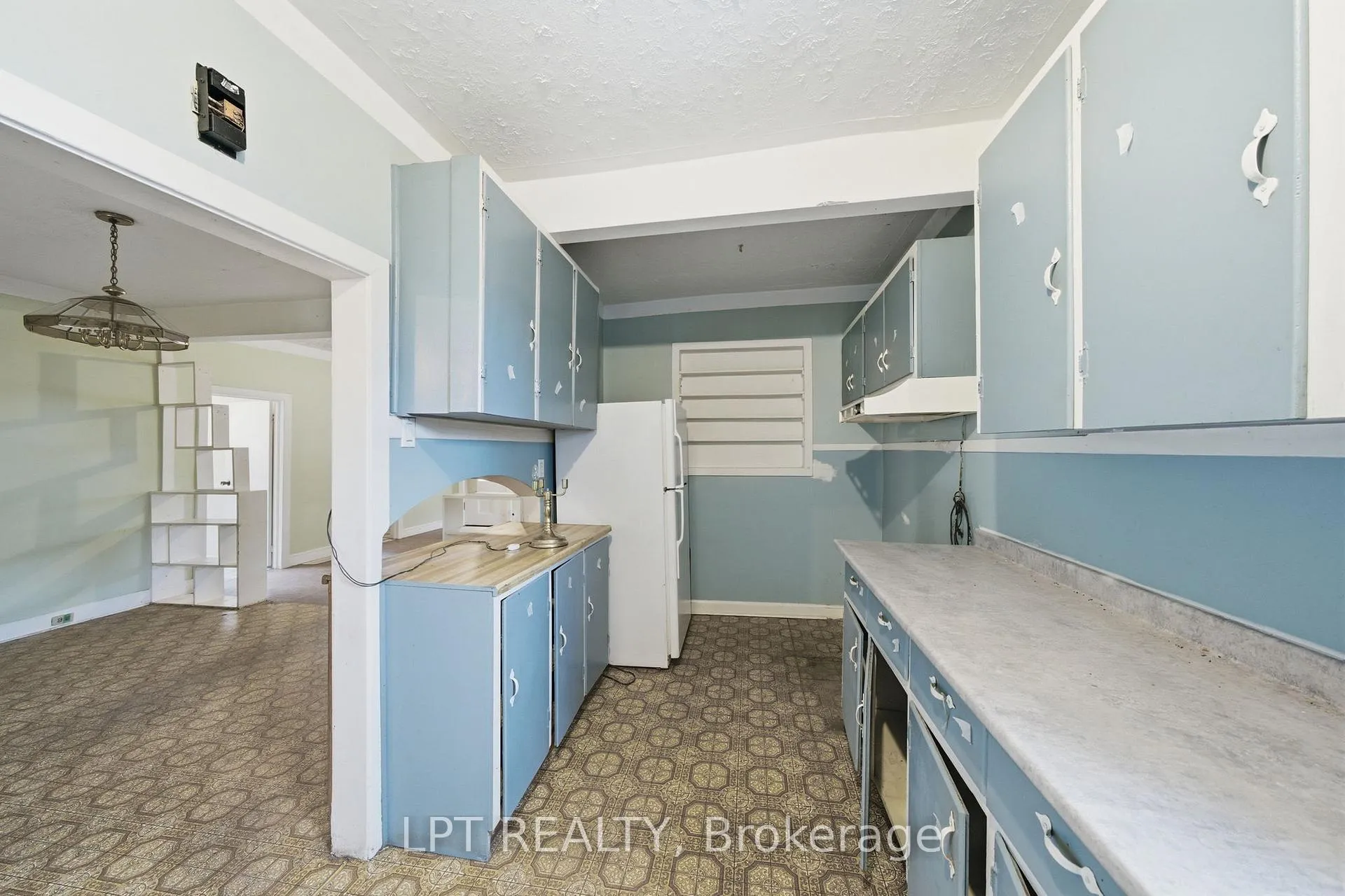 Photo 11 of 2838 Haughton Avenue, Ottawa, Britannia — HOMEH