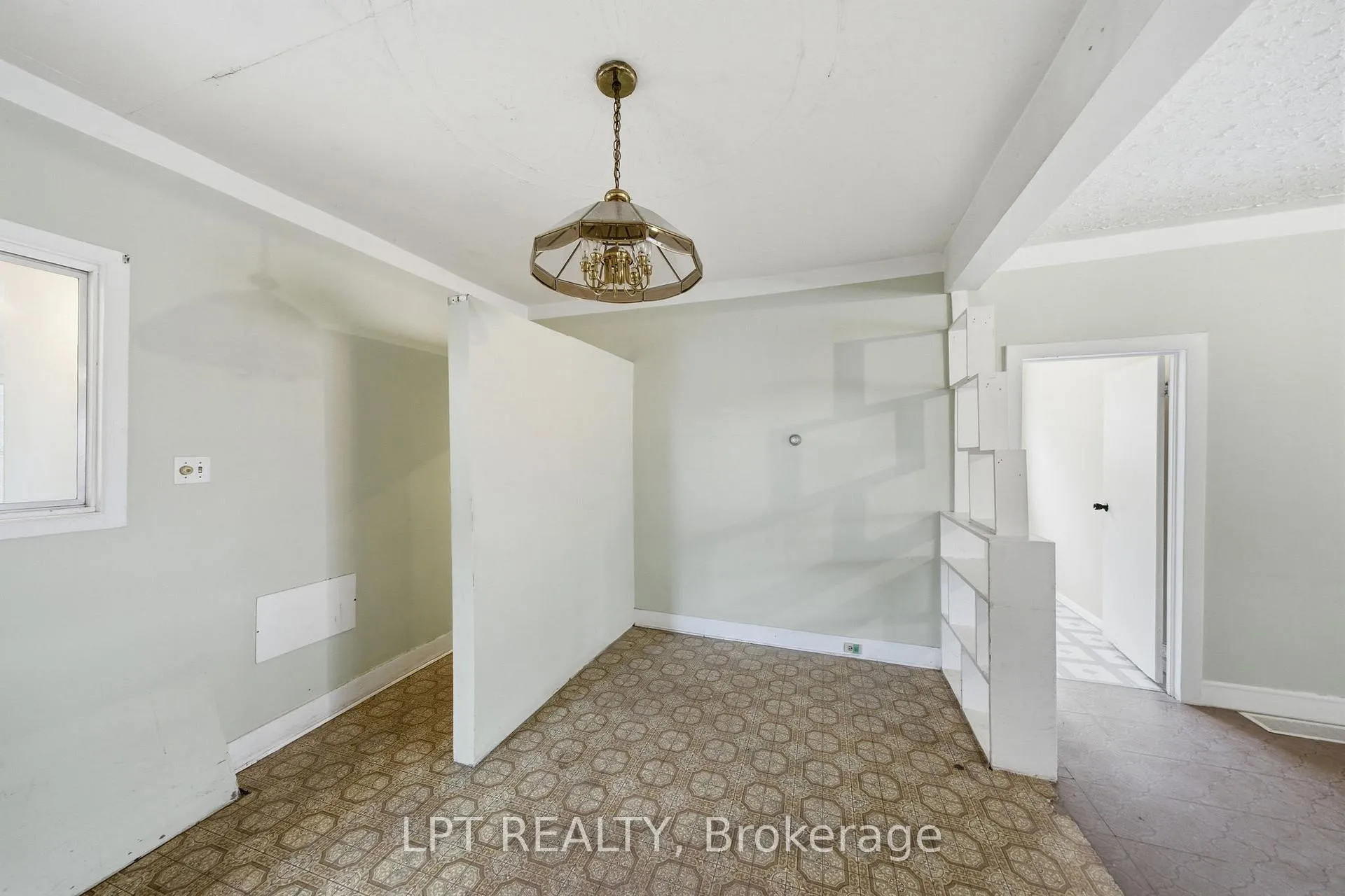 Photo 13 of 2838 Haughton Avenue, Ottawa, Britannia — HOMEH