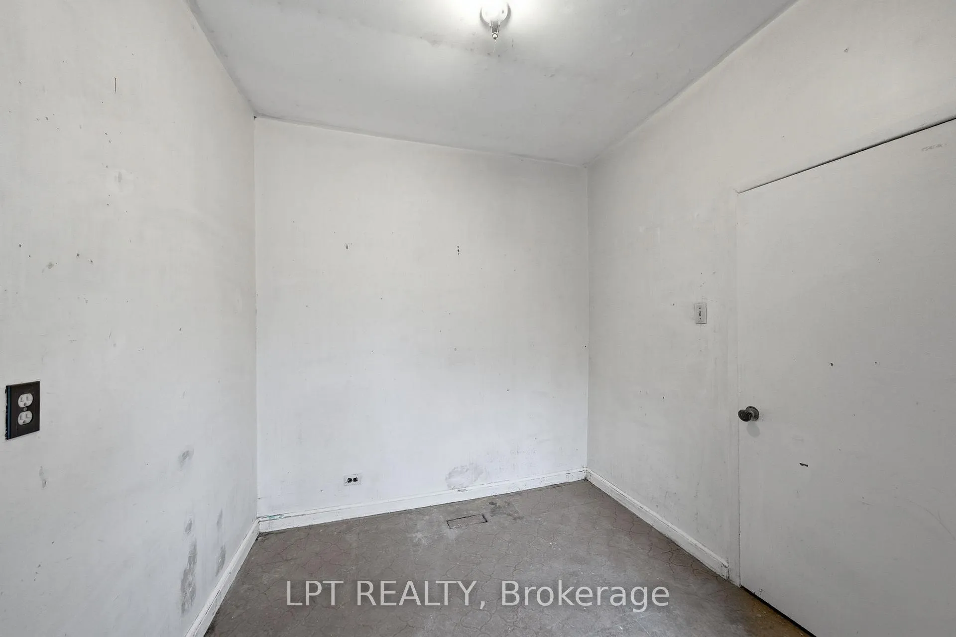 Photo 23 of 2838 Haughton Avenue, Ottawa, Britannia — HOMEH