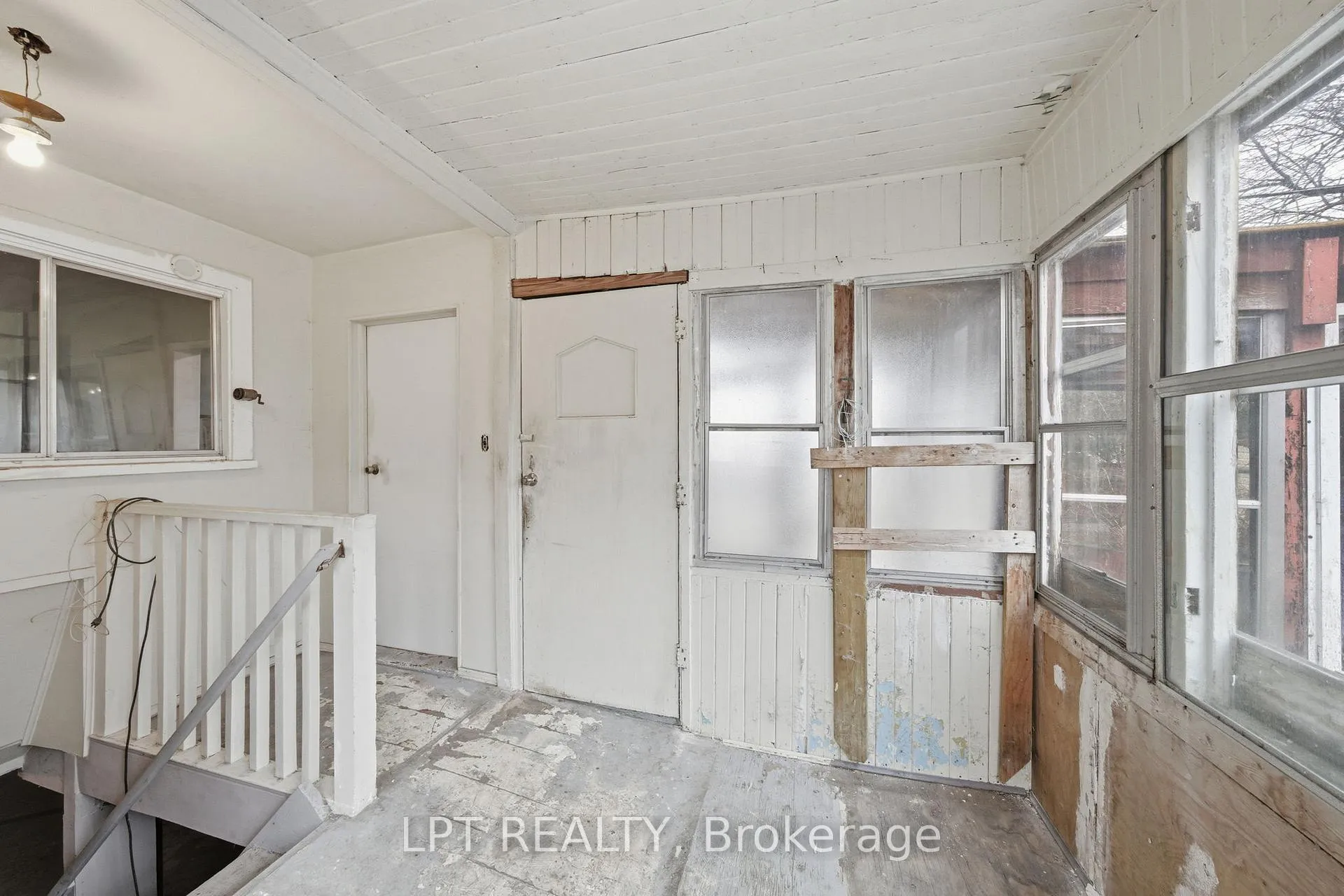 Photo 26 of 2838 Haughton Avenue, Ottawa, Britannia — HOMEH