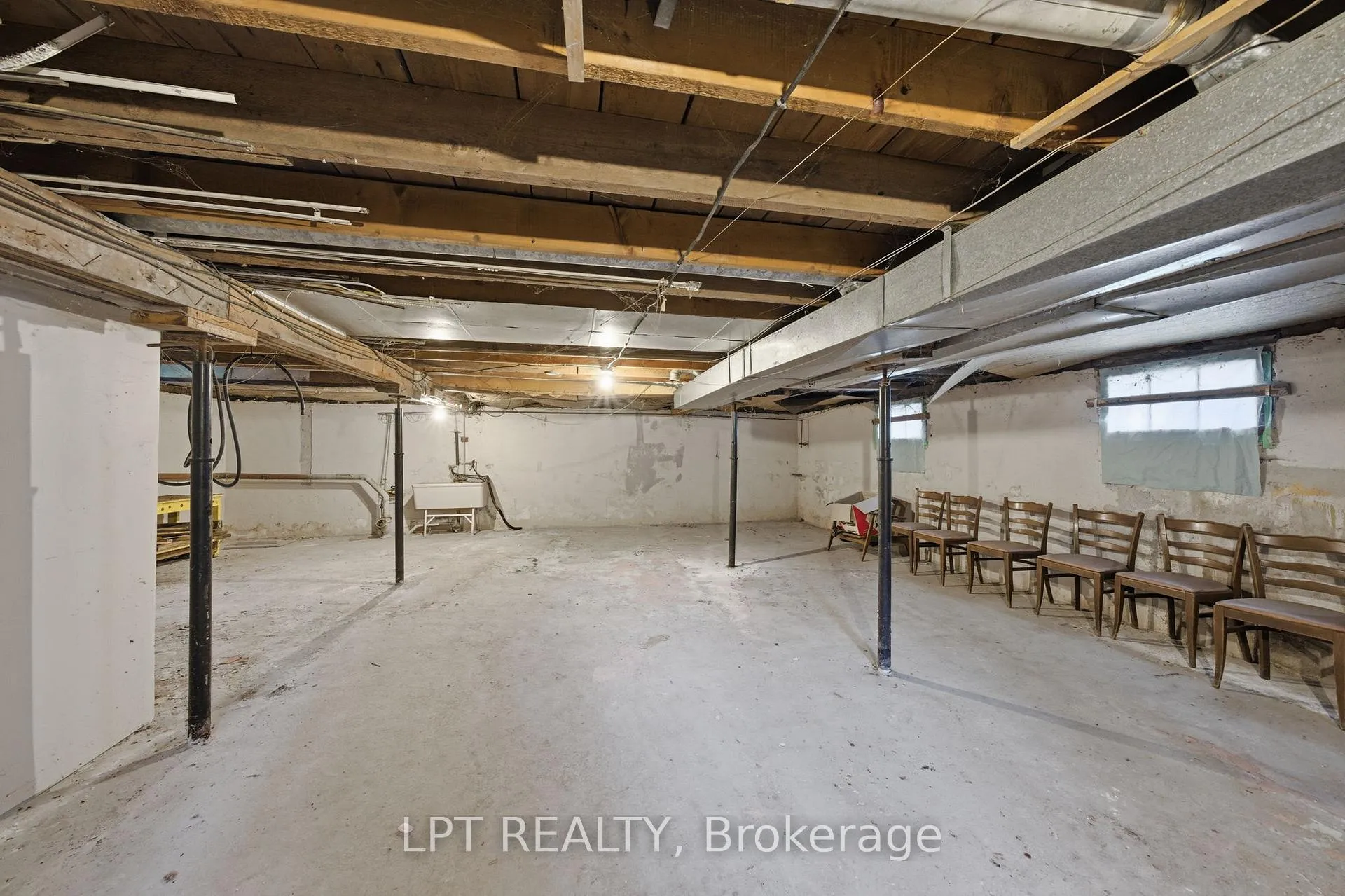 Photo 28 of 2838 Haughton Avenue, Ottawa, Britannia — HOMEH