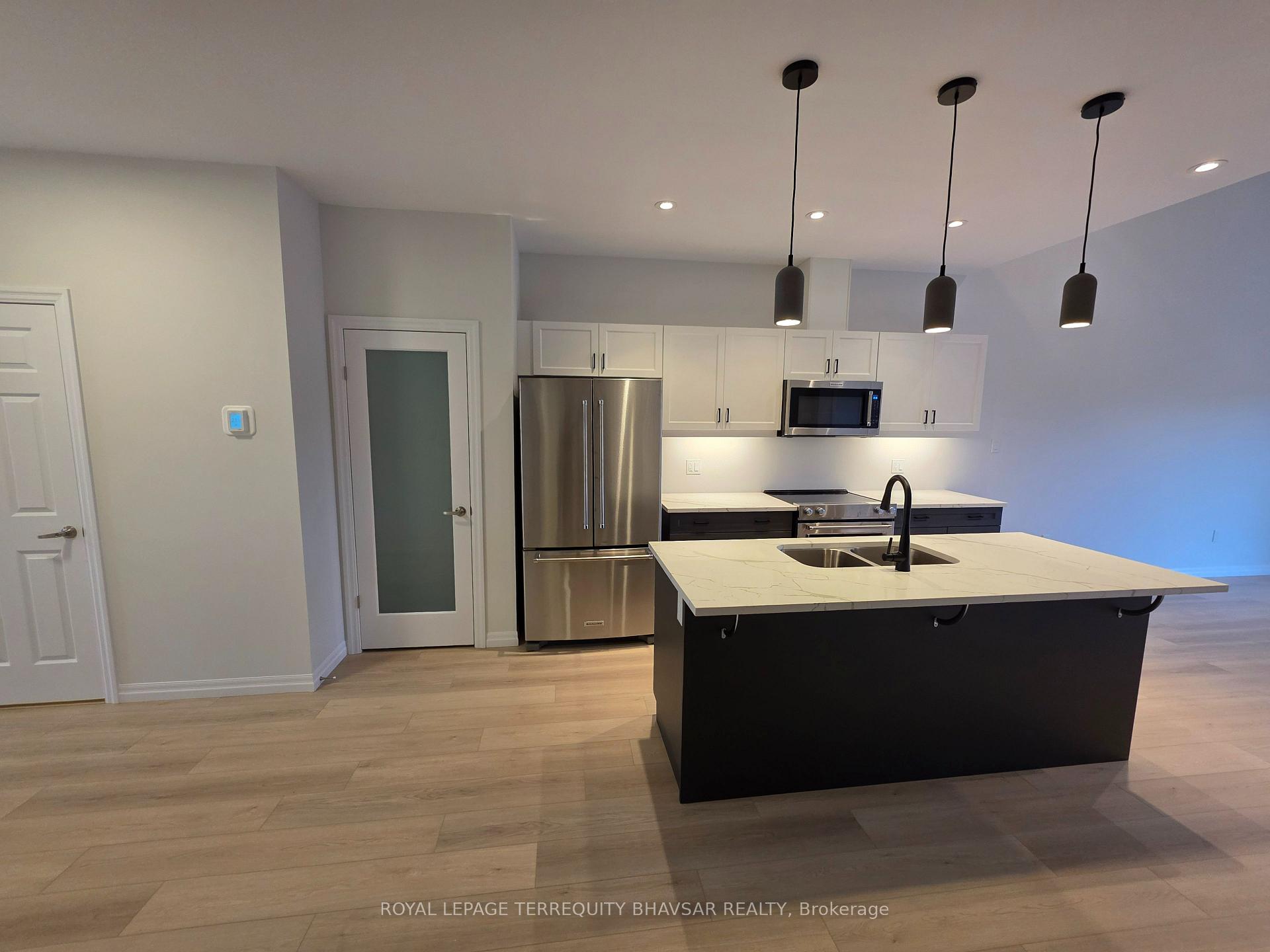 Photo 9 of 53 Barn Owl Way, Norfolk, Simcoe — HOMEH