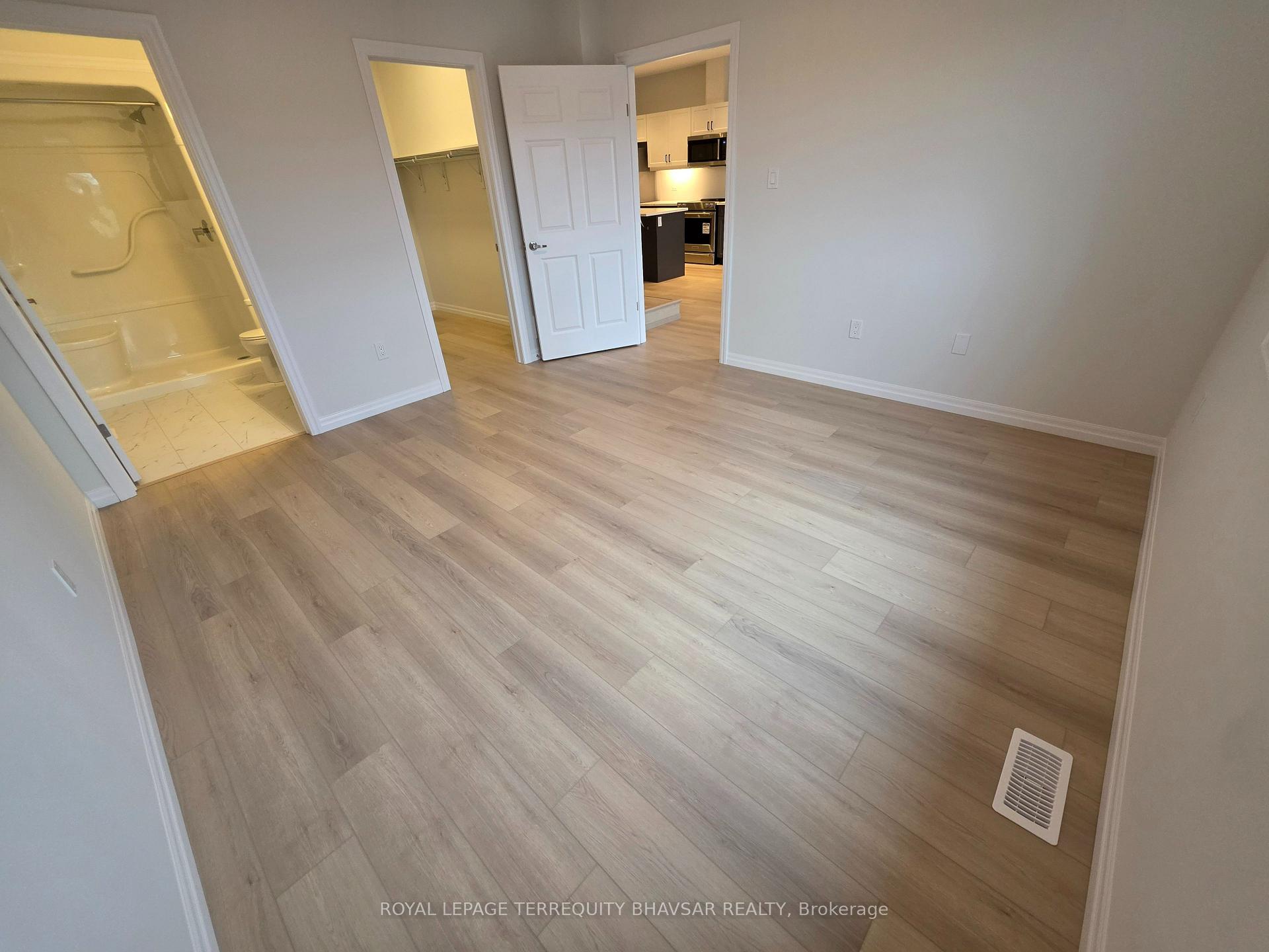 Photo 17 of 53 Barn Owl Way, Norfolk, Simcoe — HOMEH