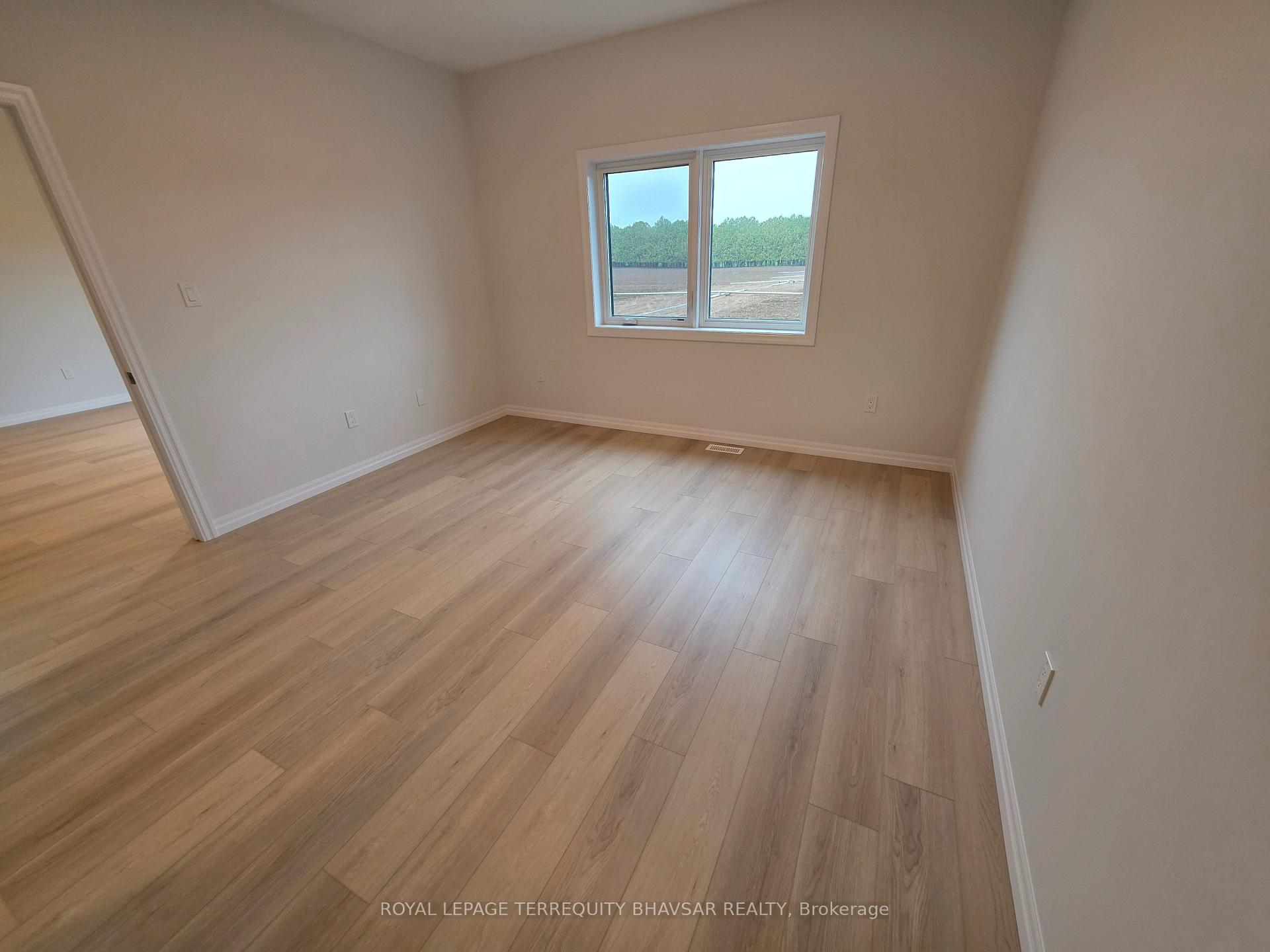 Photo 18 of 53 Barn Owl Way, Norfolk, Simcoe — HOMEH