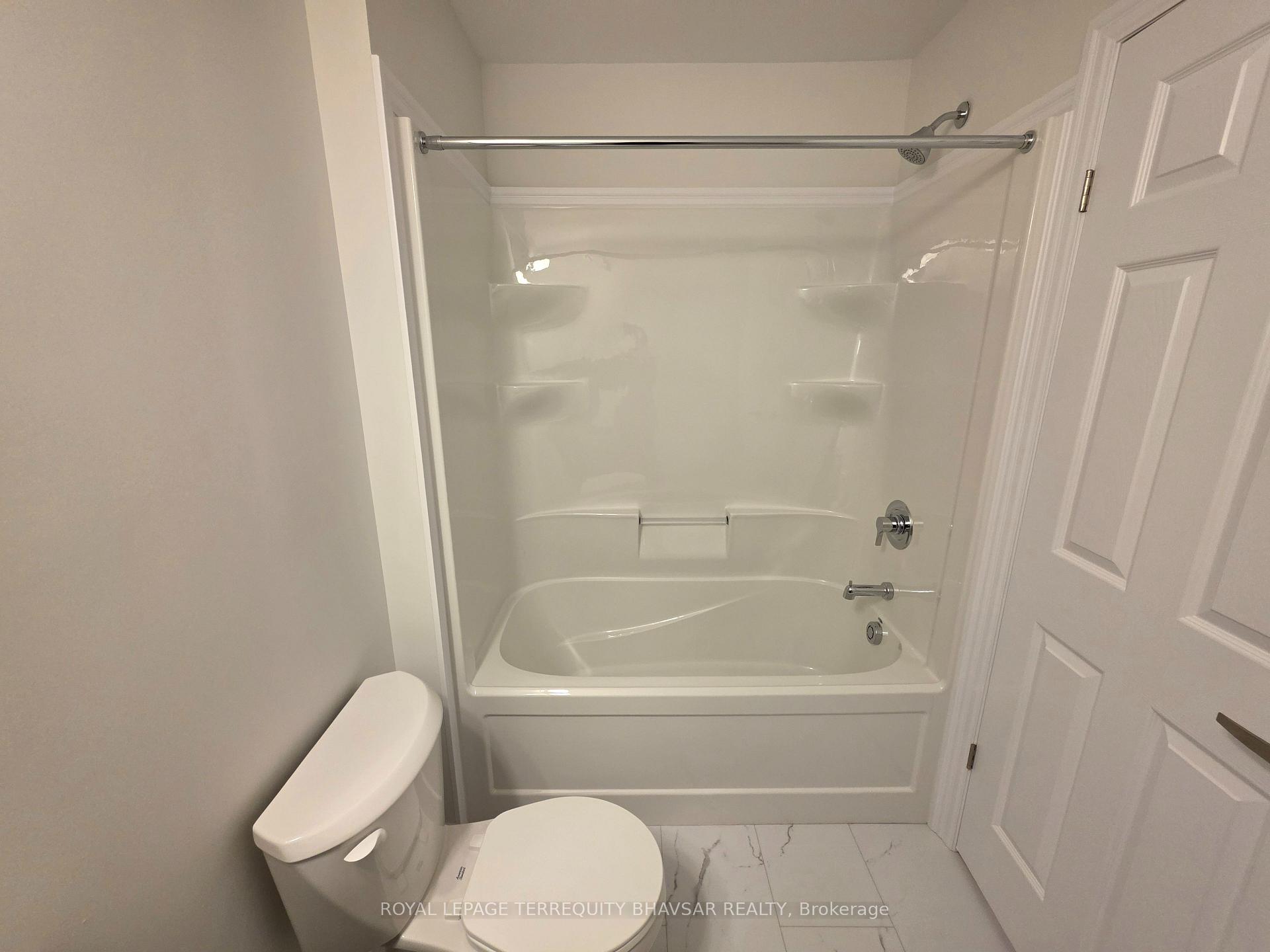 Photo 32 of 53 Barn Owl Way, Norfolk, Simcoe — HOMEH