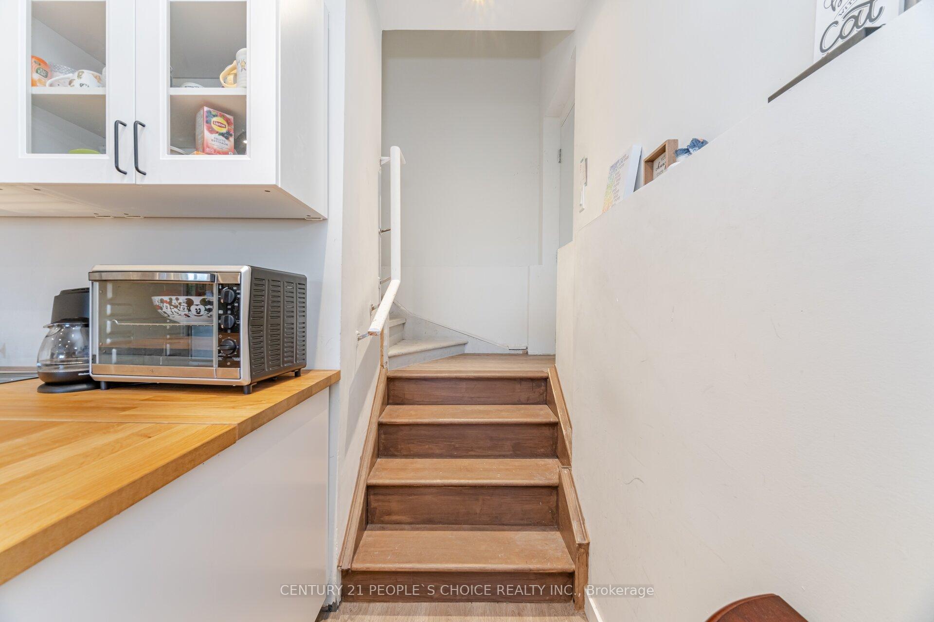 Photo 25 of 1419 Chretien Street, Milton, Ford — HOMEH