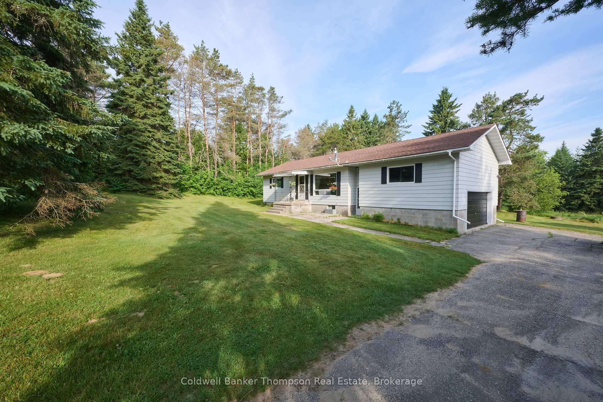 Photo 2 of 28 Star Lake Road, Perry, Emsdale — HOMEH