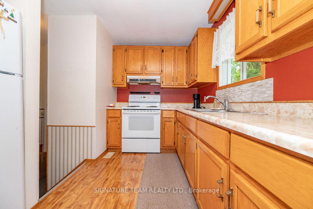 Photo 6 of 84 Crooked Rapids Road, North Algona Wilberforce, North Algona/Wilberforce Twp — HOMEH