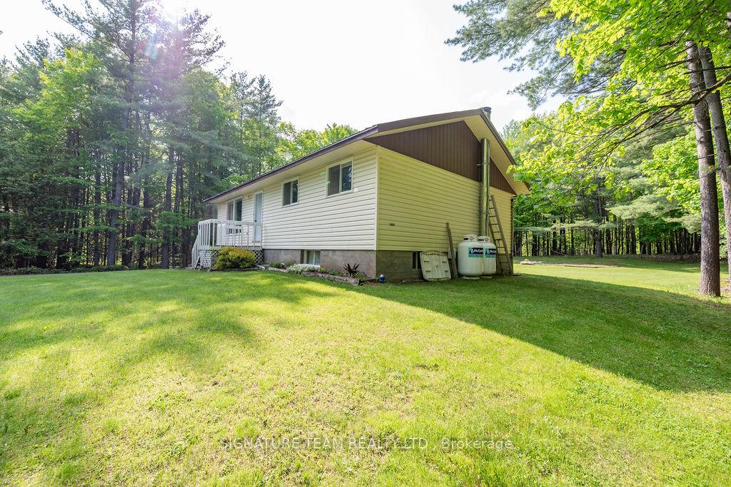 Photo 34 of 84 Crooked Rapids Road, North Algona Wilberforce, North Algona/Wilberforce Twp — HOMEH