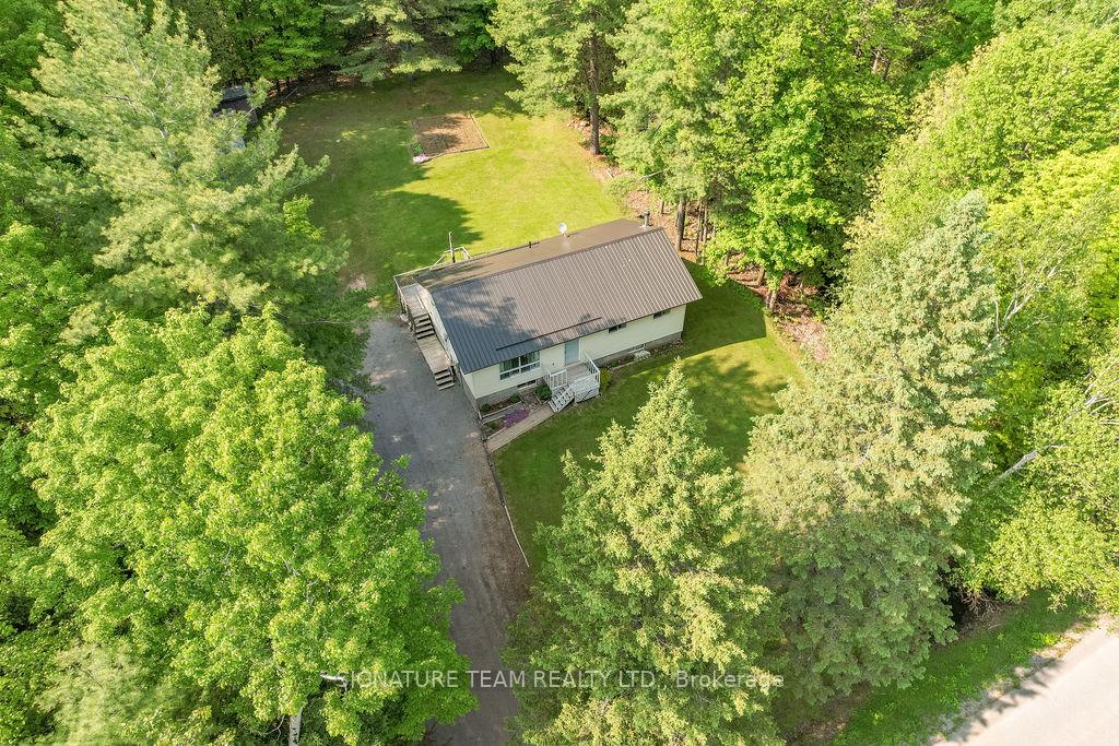 Photo 39 of 84 Crooked Rapids Road, North Algona Wilberforce, North Algona/Wilberforce Twp — HOMEH
