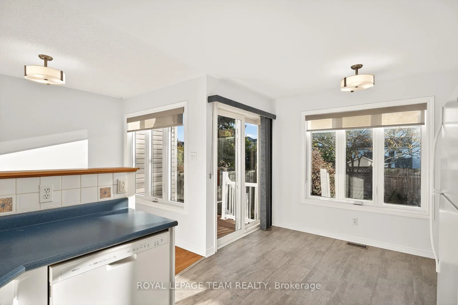 Photo 33 of 1431 Lynx Crescent, Ottawa, Fallingbrook/Pineridge — HOMEH