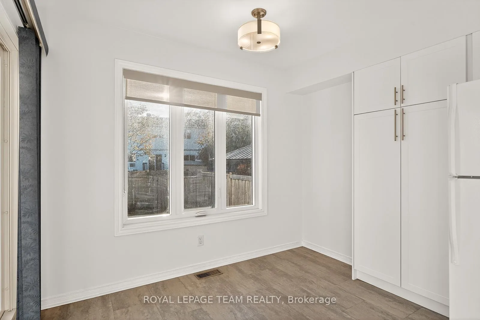 Photo 39 of 1431 Lynx Crescent, Ottawa, Fallingbrook/Pineridge — HOMEH