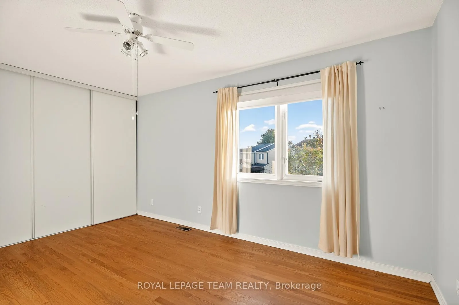 Photo 58 of 1431 Lynx Crescent, Ottawa, Fallingbrook/Pineridge — HOMEH