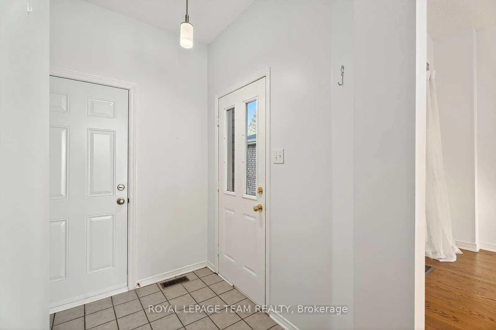Photo 83 of 1431 Lynx Crescent, Ottawa, Fallingbrook/Pineridge — HOMEH