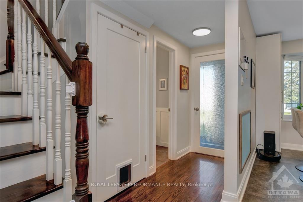 Photo 3 of 2646 Draper Avenue, Ottawa, Redwood Park — HOMEH