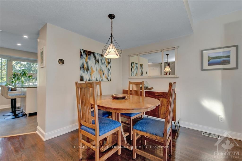 Photo 5 of 2646 Draper Avenue, Ottawa, Redwood Park — HOMEH
