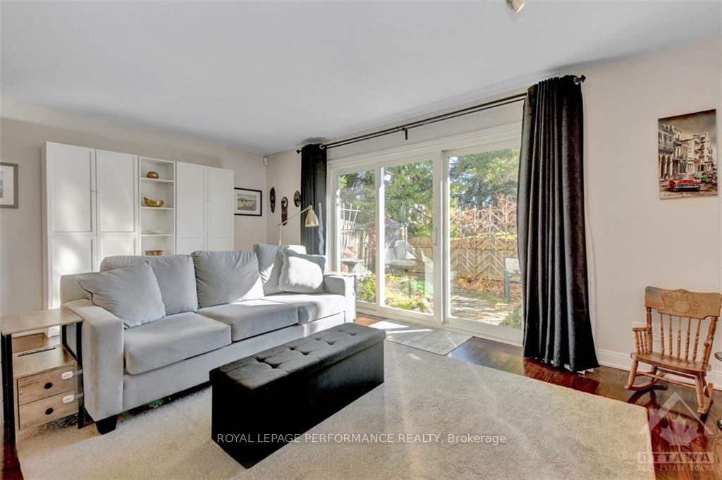 Photo 11 of 2646 Draper Avenue, Ottawa, Redwood Park — HOMEH