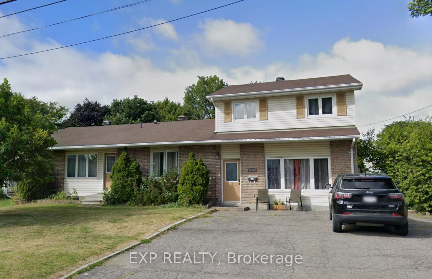 Photo 2 of 1990 Belcourt Boulevard, Ottawa, Chateauneuf — HOMEH