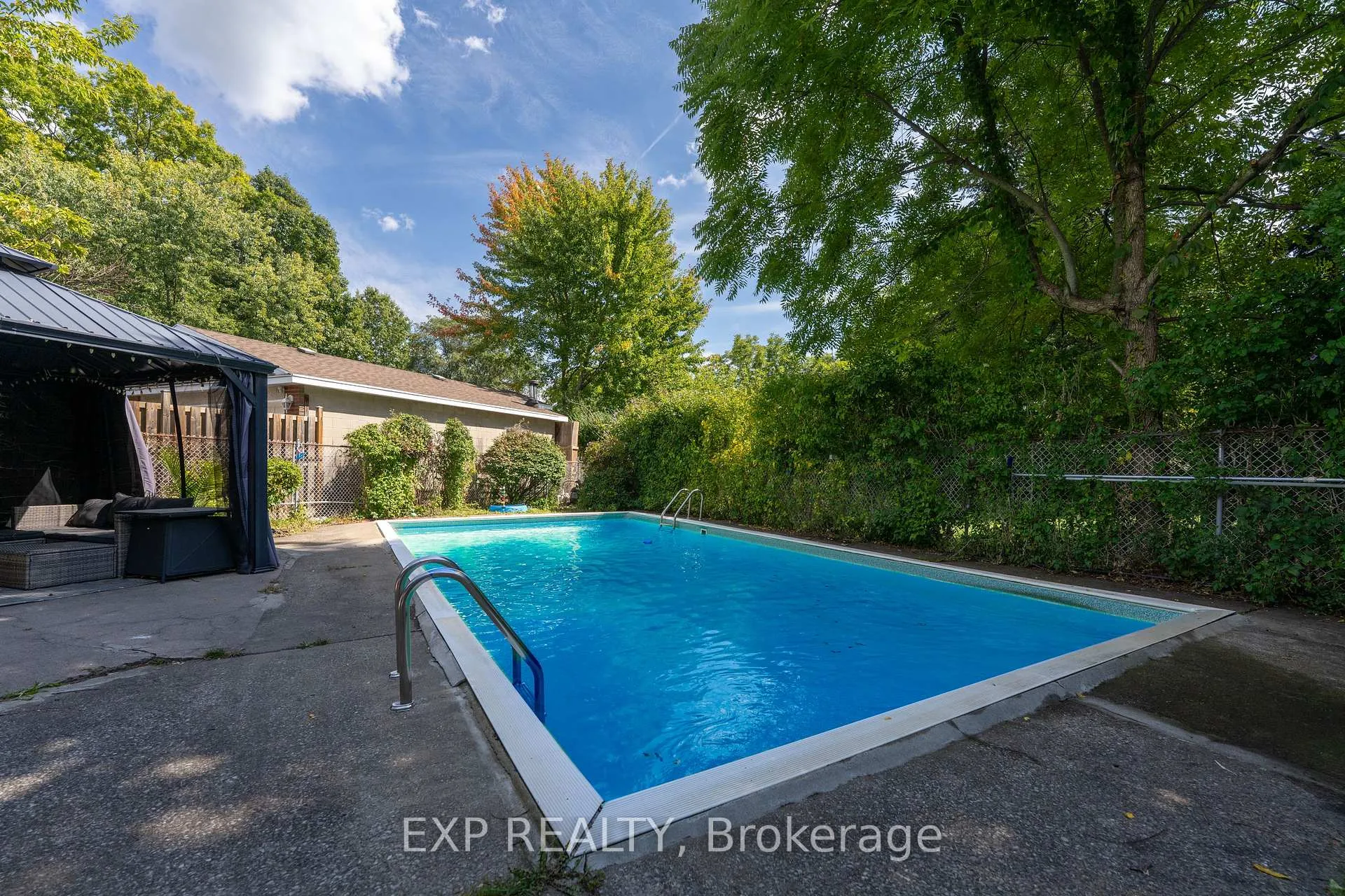 Photo 9 of 2896 Portage Road, Niagara Falls, Church's Lane — HOMEH