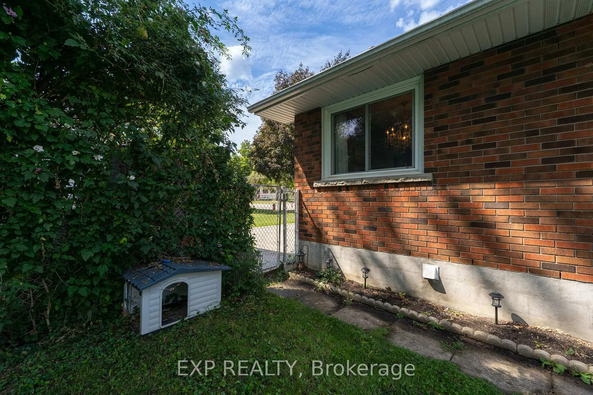 Photo 130 of 2896 Portage Road, Niagara Falls, Church's Lane — HOMEH