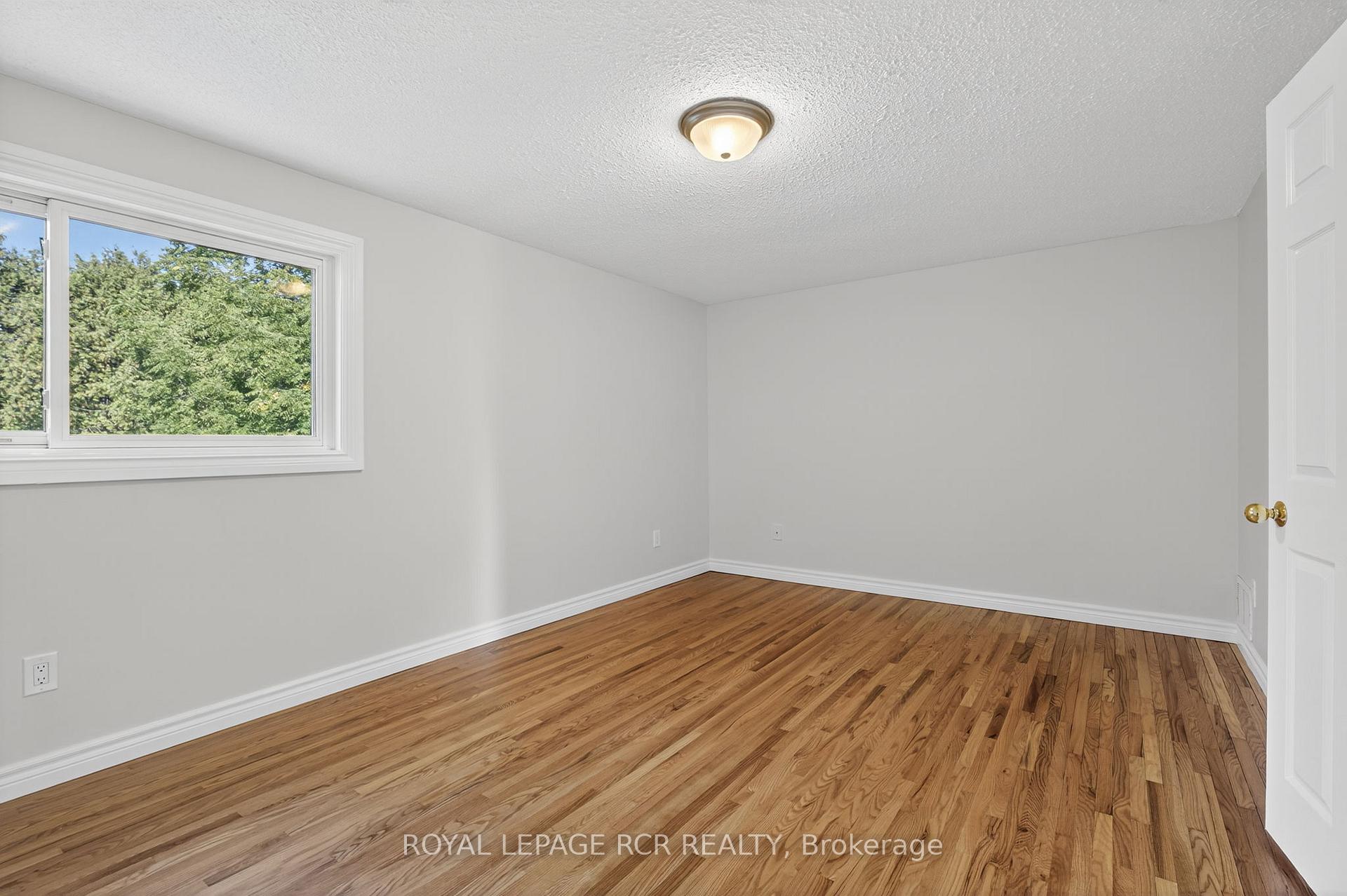Photo 17 of 64 Bradley Court, New Tecumseth, Tottenham — HOMEH