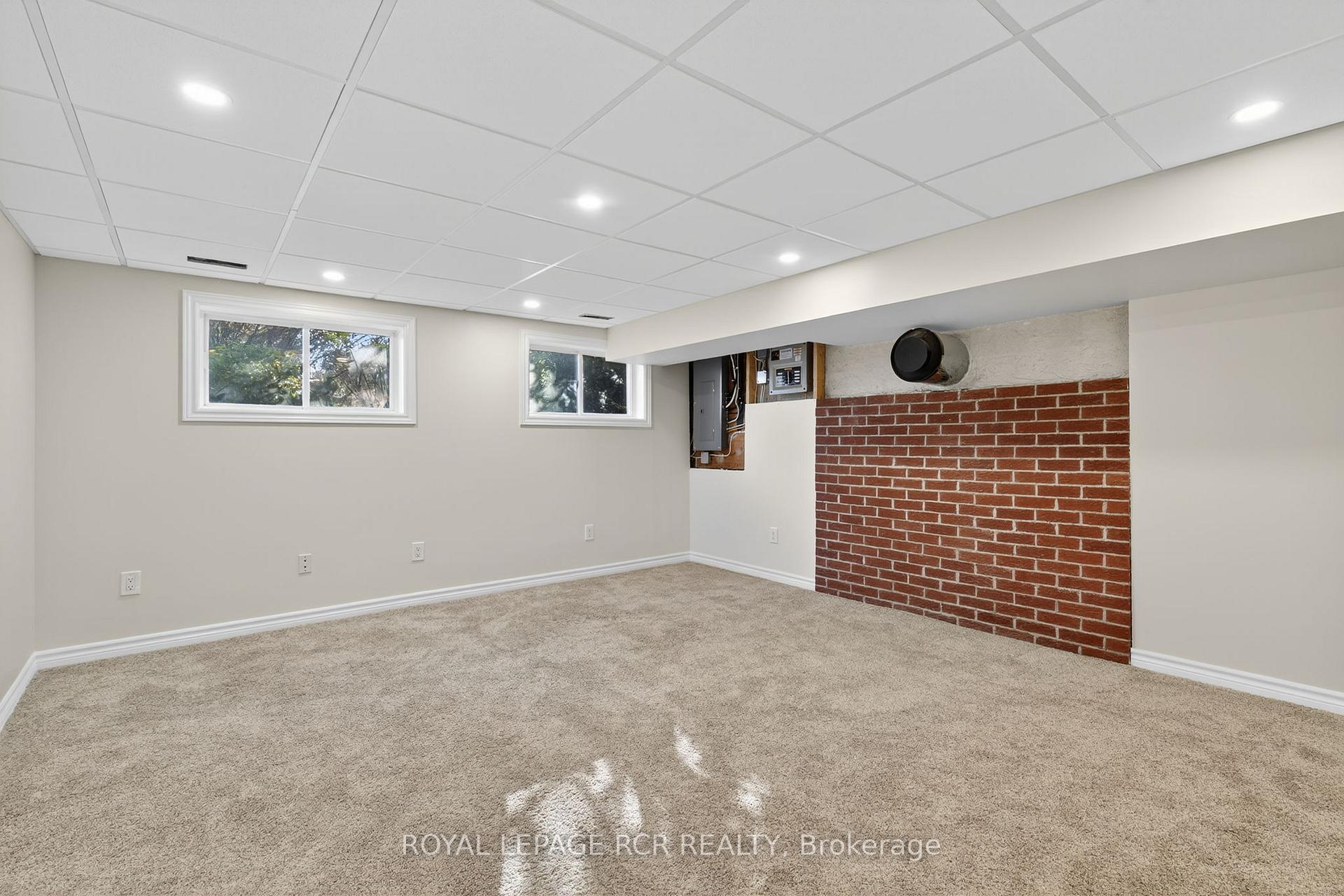 Photo 28 of 64 Bradley Court, New Tecumseth, Tottenham — HOMEH