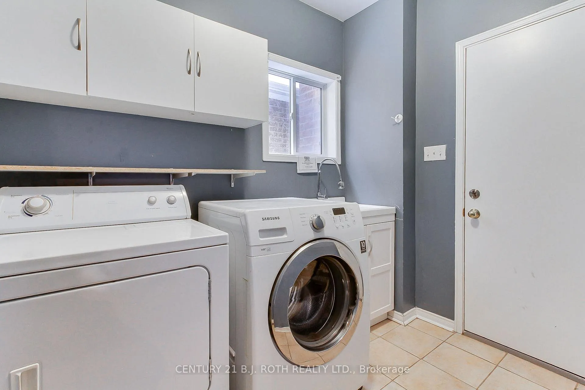 Photo 49 of 285 Mcbride Crescent, Newmarket, Summerhill Estates — HOMEH