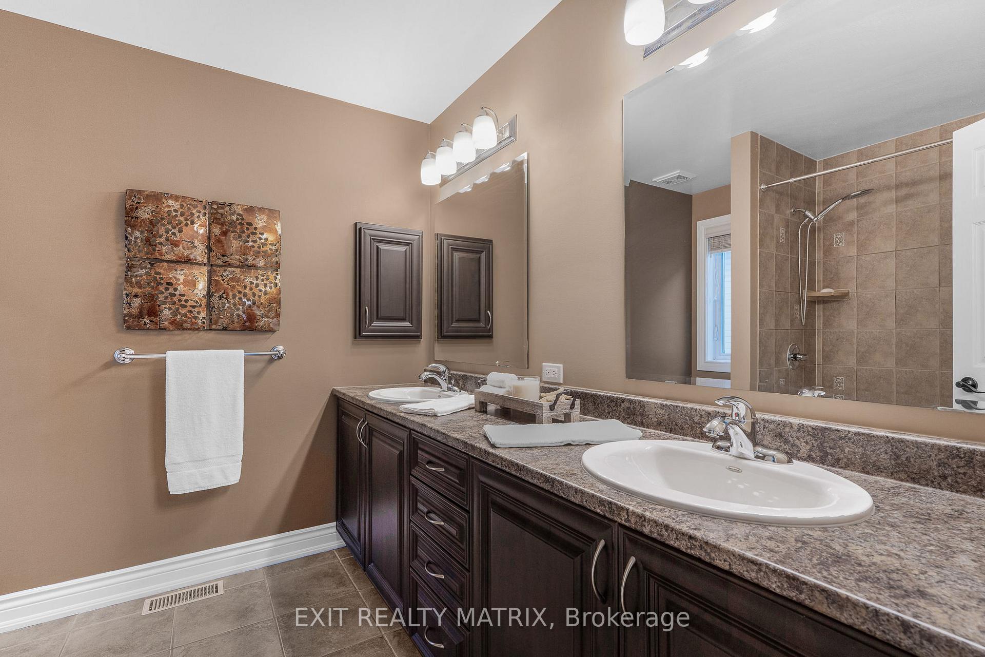 Photo 21 of 414 Fairlakes Way, Ottawa, Avalon East — HOMEH