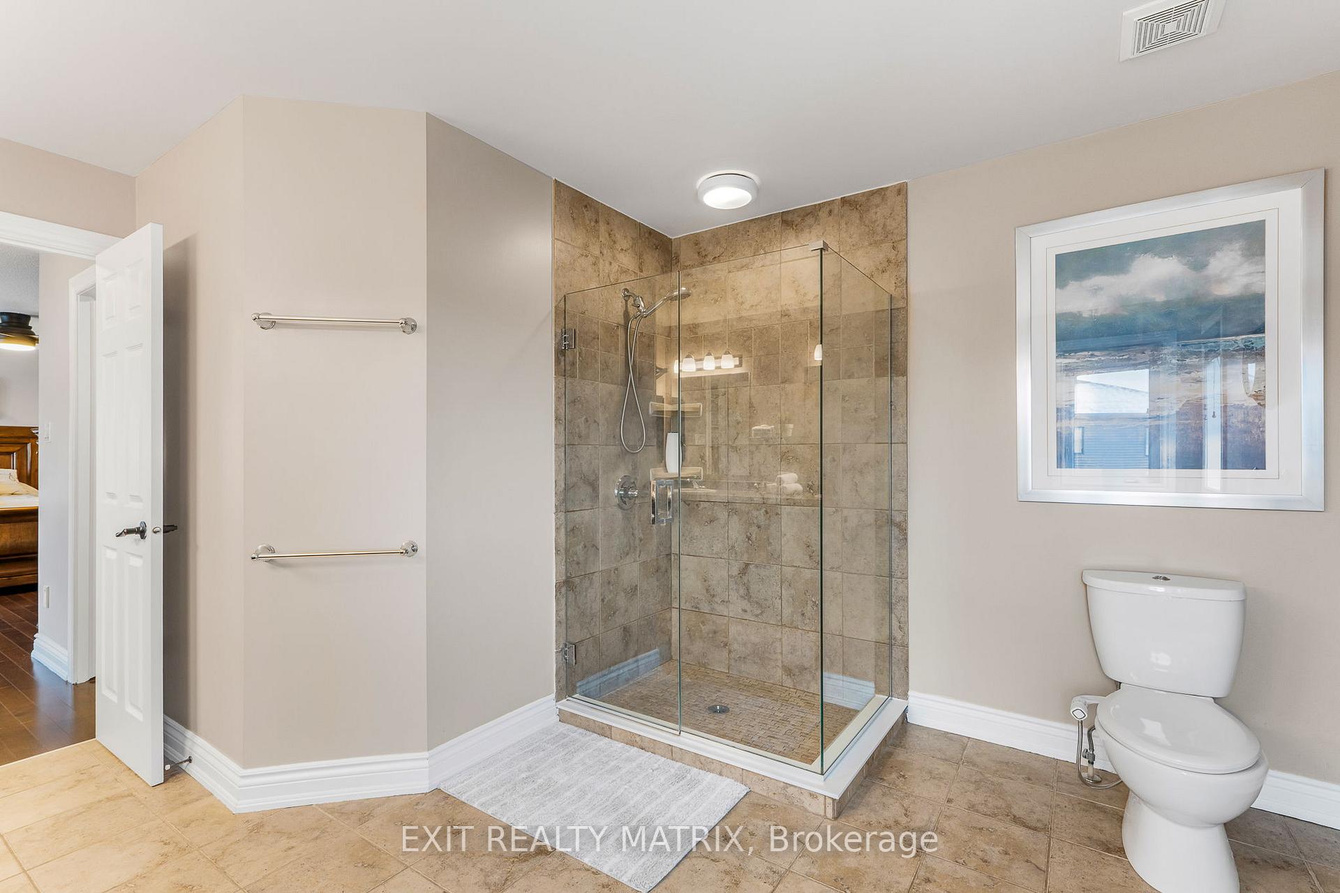 Photo 32 of 414 Fairlakes Way, Ottawa, Avalon East — HOMEH