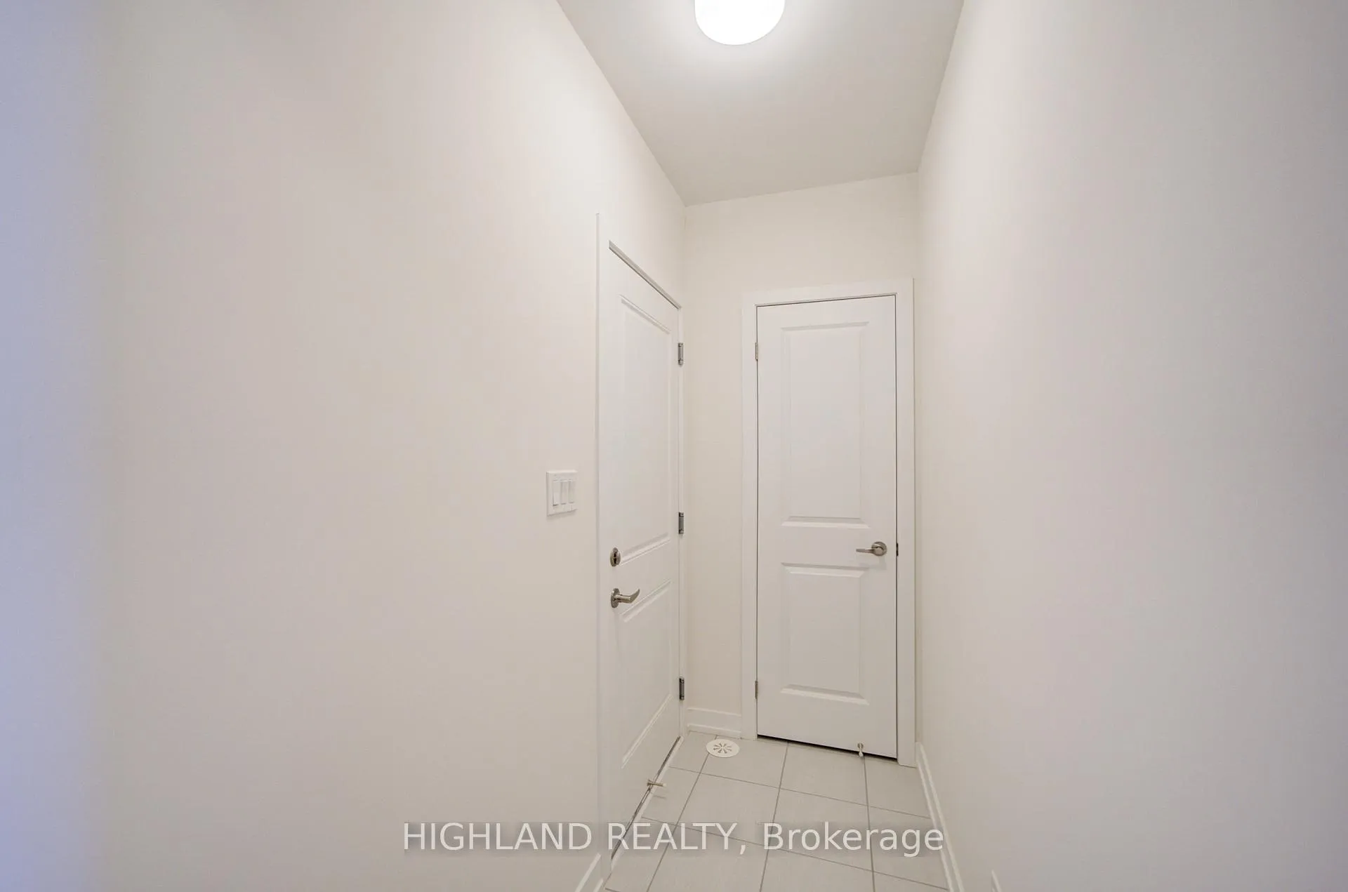 Photo 13 of 1126 Wheat Boom Drive, Oakville, Joshua Meadows — HOMEH